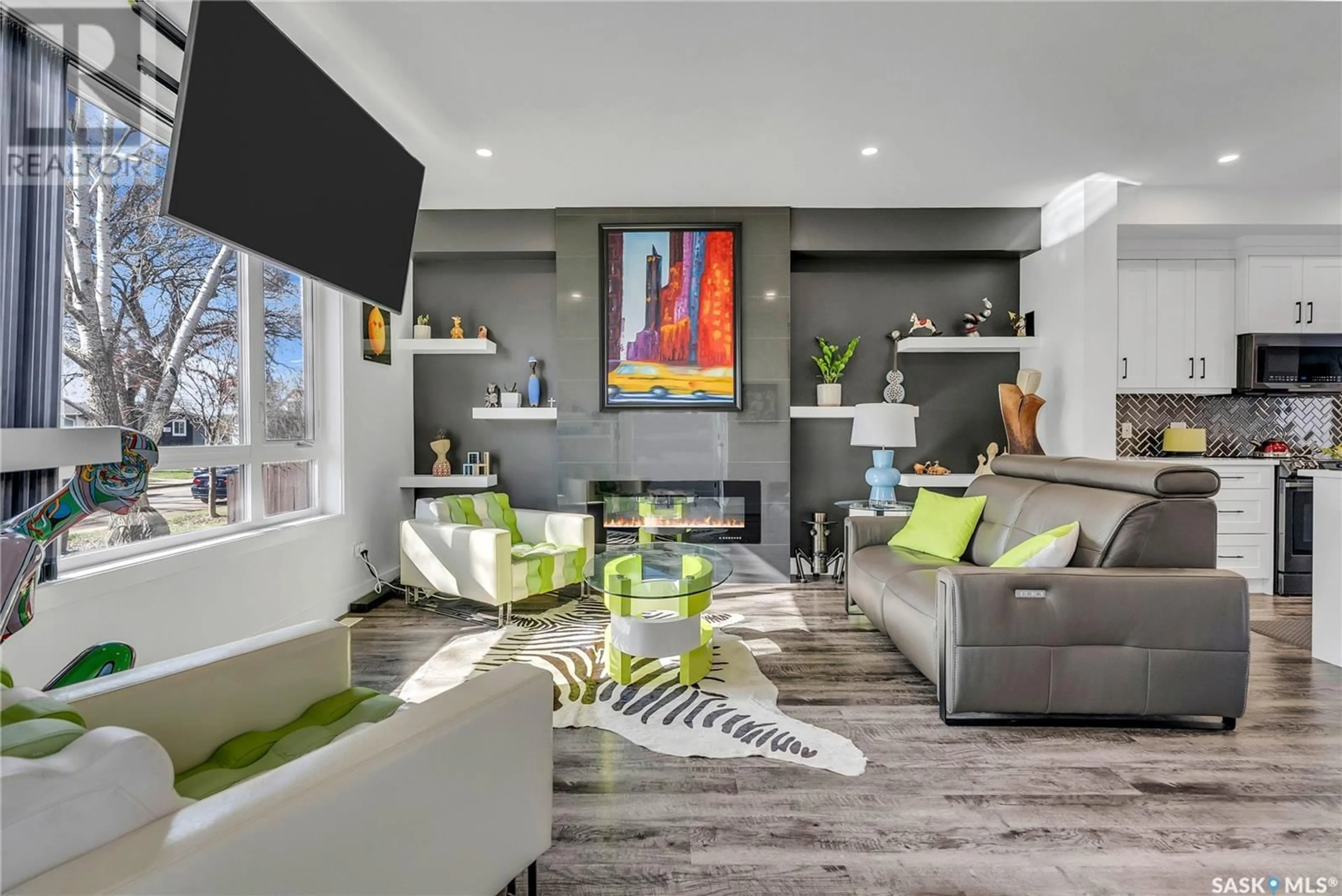 Living room with furniture, unknown for 1506 1ST AVENUE, Saskatoon Saskatchewan S7K1Z3