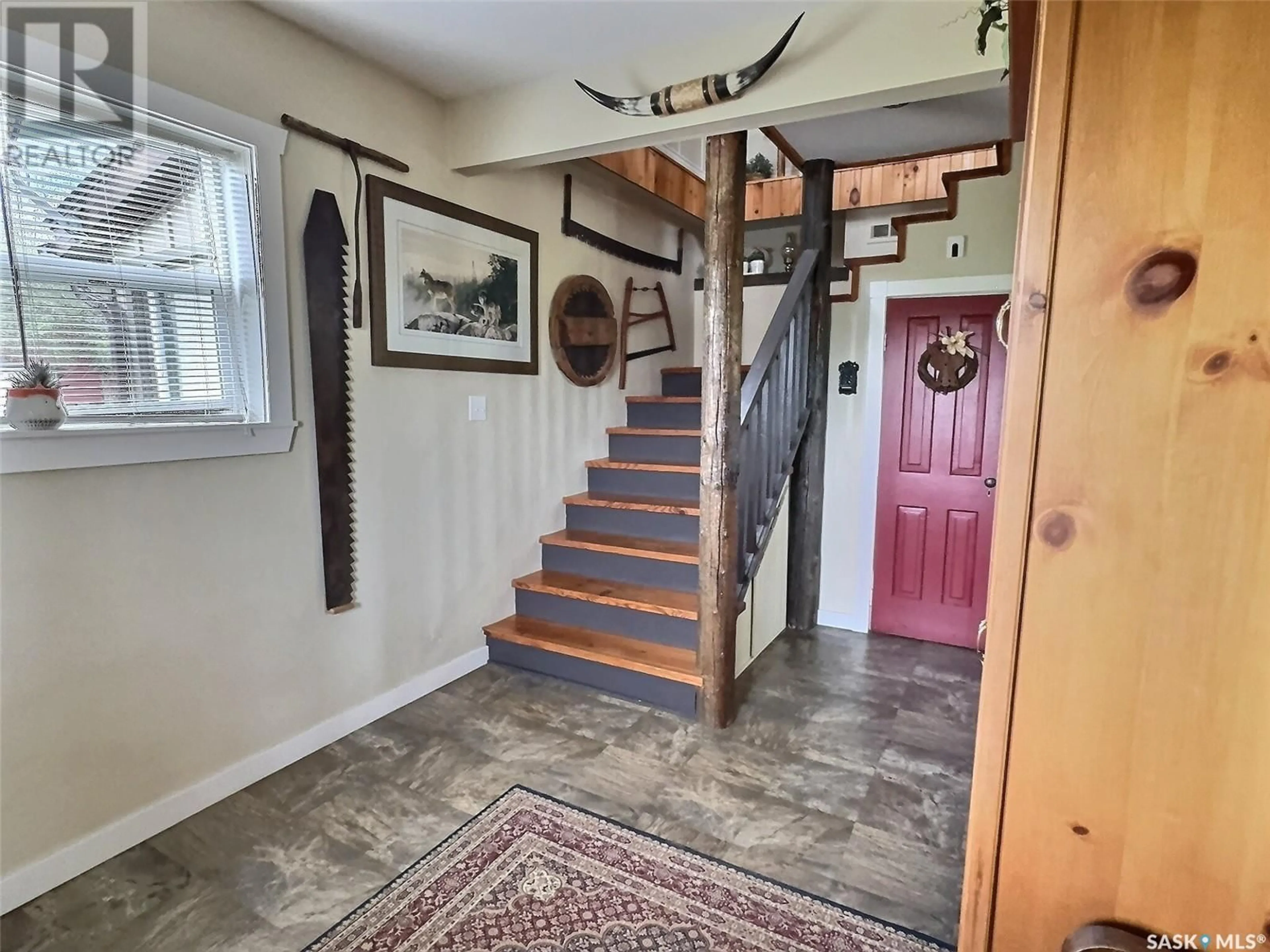 Indoor entryway for 423 LAURIER STREET, Forget Saskatchewan S0C0X0