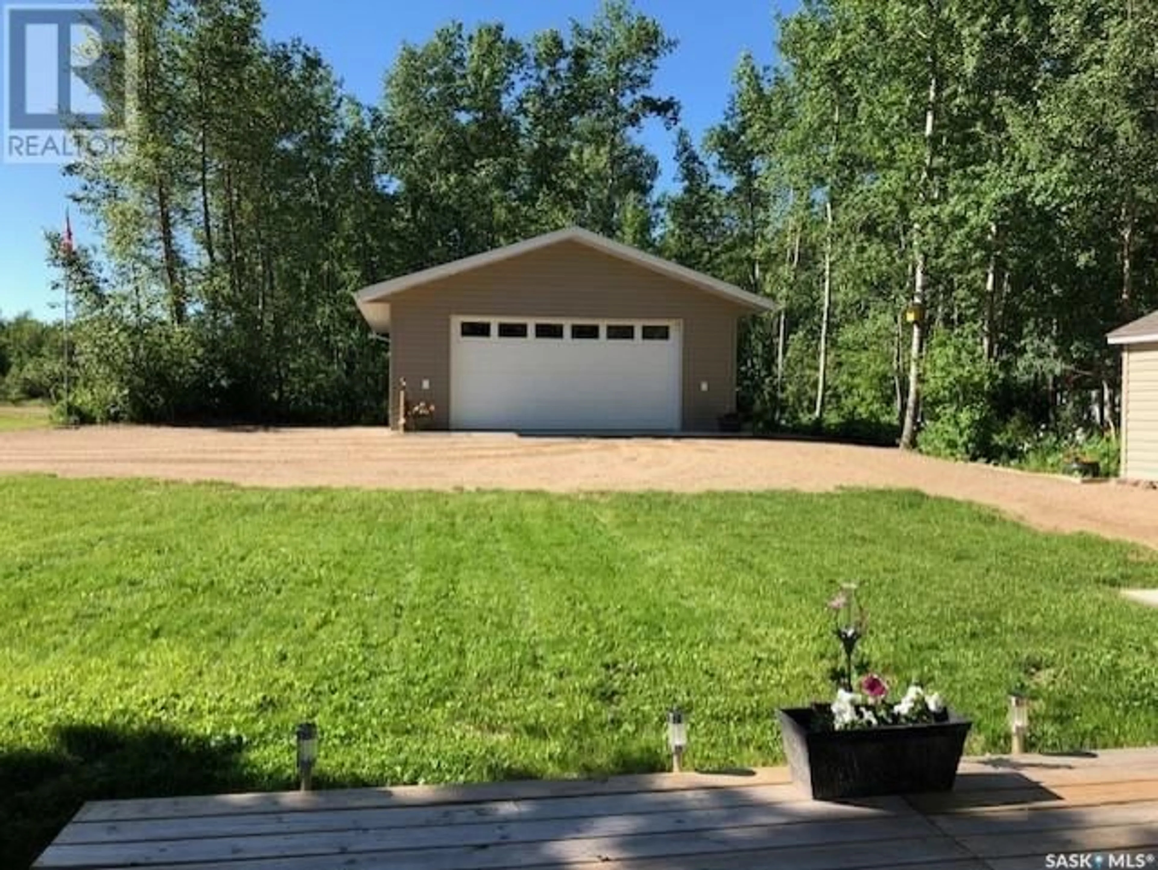 Indoor garage for 1622 WAWASKASIW LANE, Turtle Lake Saskatchewan S0M1J0