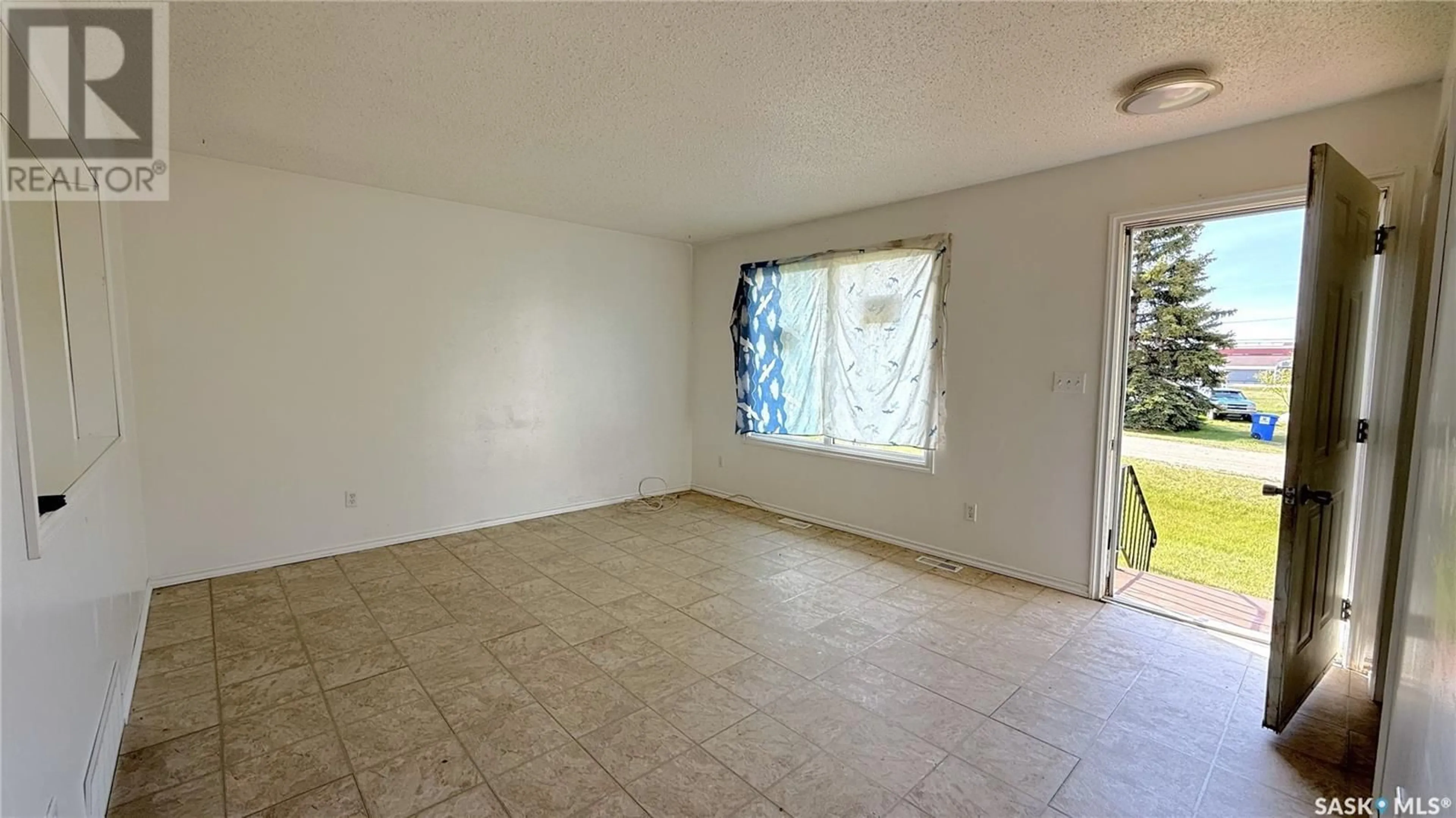 A pic of a room for 206 6TH STREET, Rosemount Rm No. 378 Saskatchewan S0K0V0