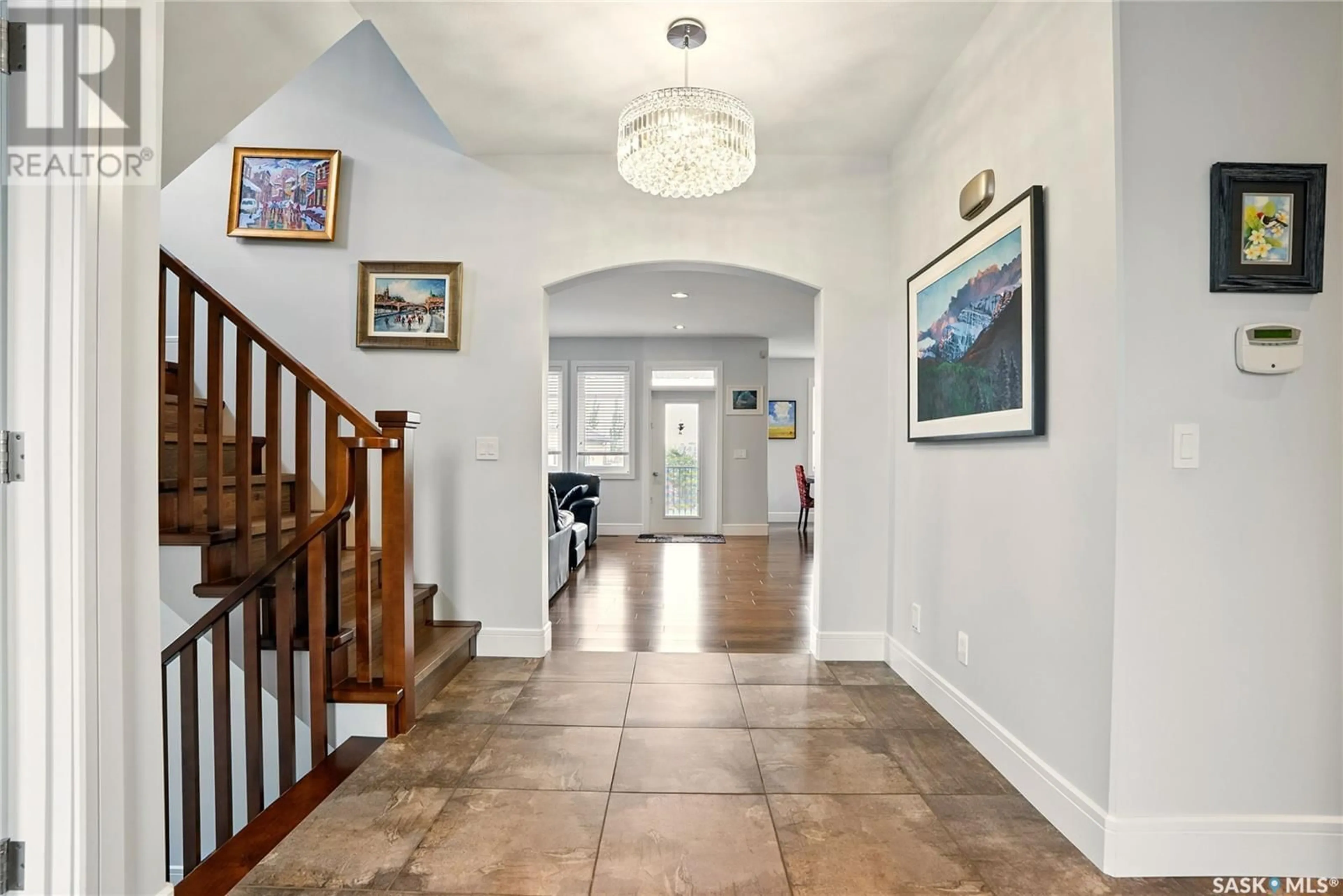 Indoor foyer for 1726 POHORECKY RISE, Saskatoon Saskatchewan S7W0J1