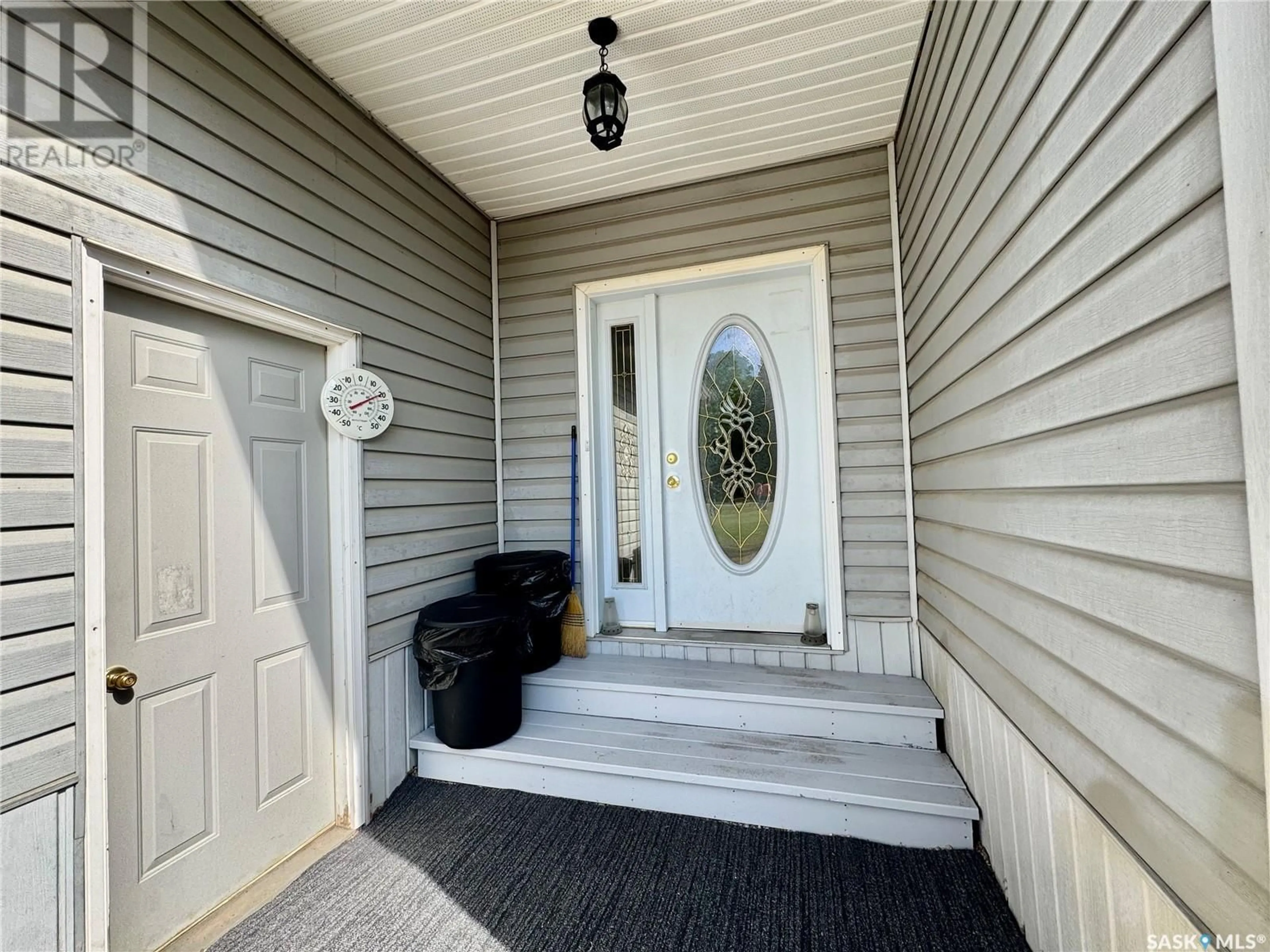 Indoor entryway for 103 MEADOW BROOK ROAD, Good Lake Rm No. 274 Saskatchewan S0A0L1