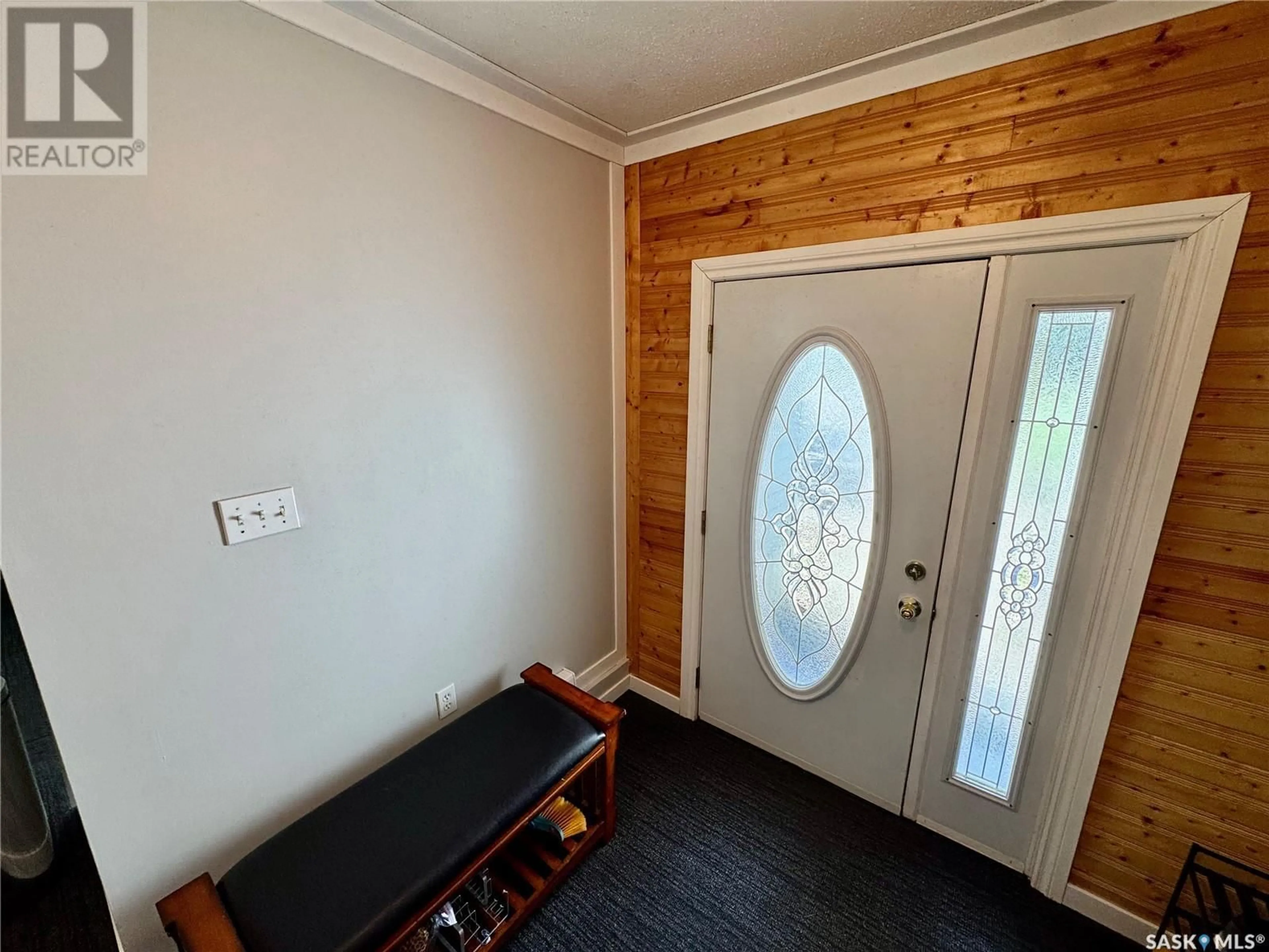 Indoor entryway for 103 MEADOW BROOK ROAD, Good Lake Rm No. 274 Saskatchewan S0A0L1