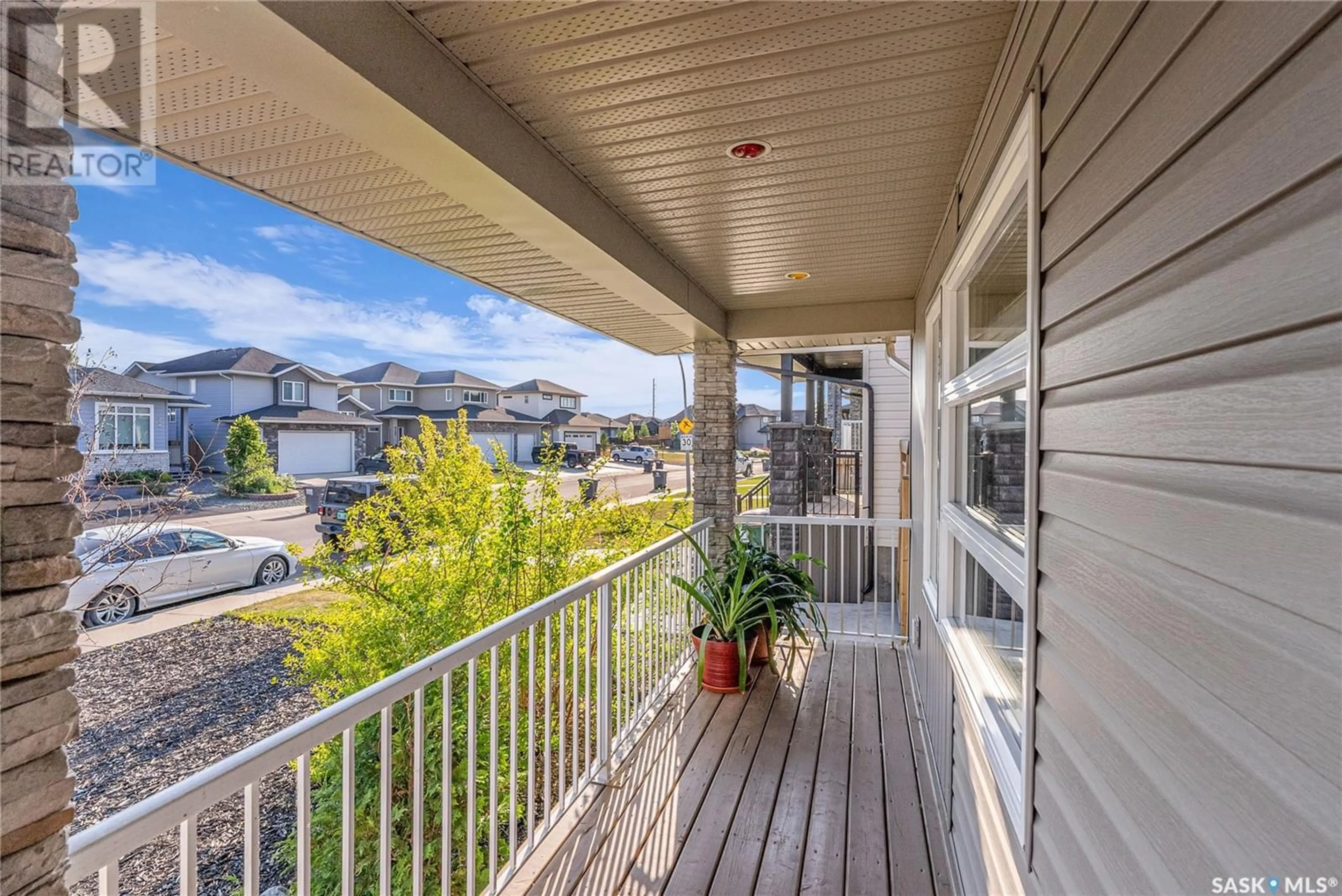 Patio, unknown for 911 KLOPPENBURG CRESCENT, Saskatoon Saskatchewan S7W0P2