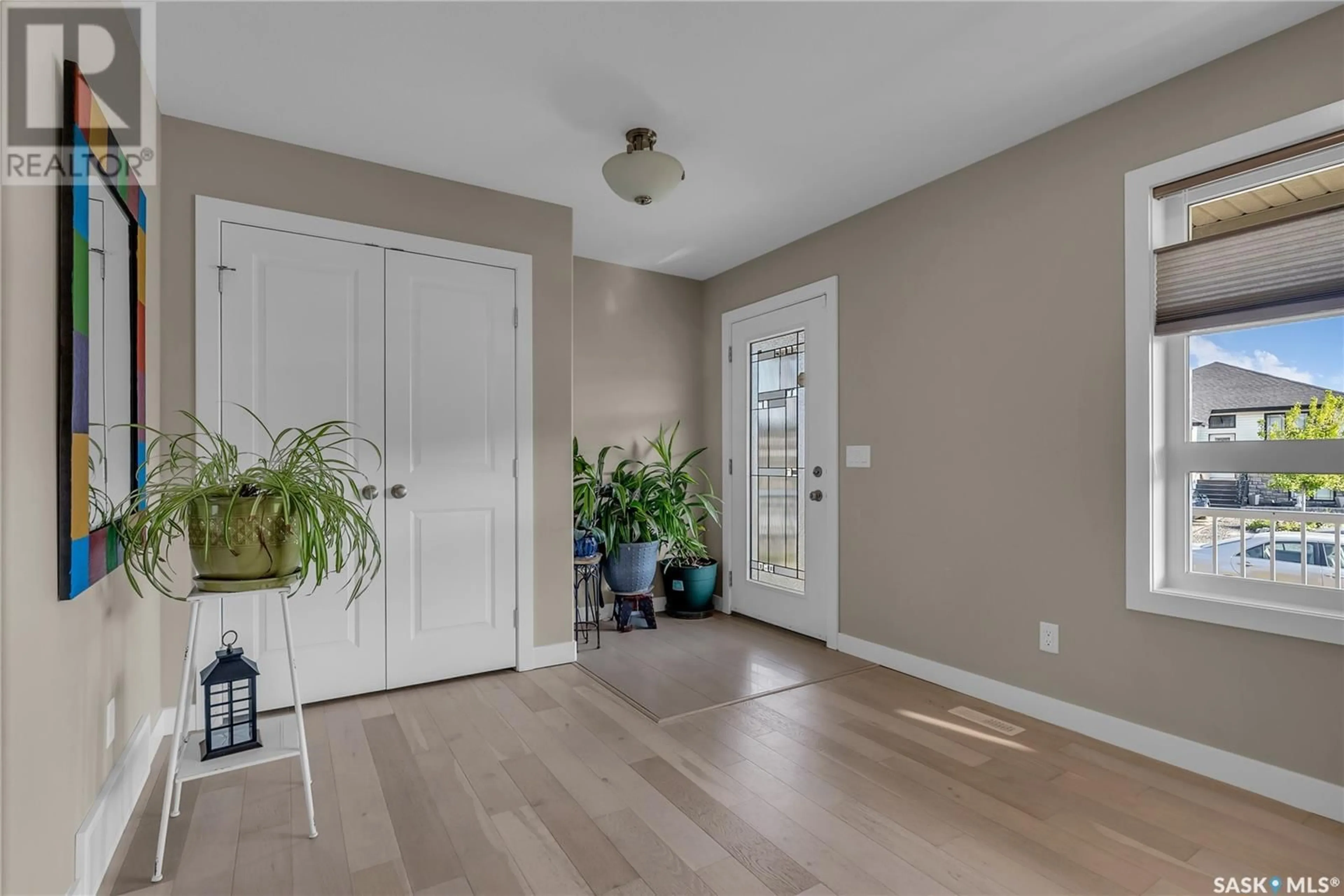 Indoor entryway for 911 KLOPPENBURG CRESCENT, Saskatoon Saskatchewan S7W0P2