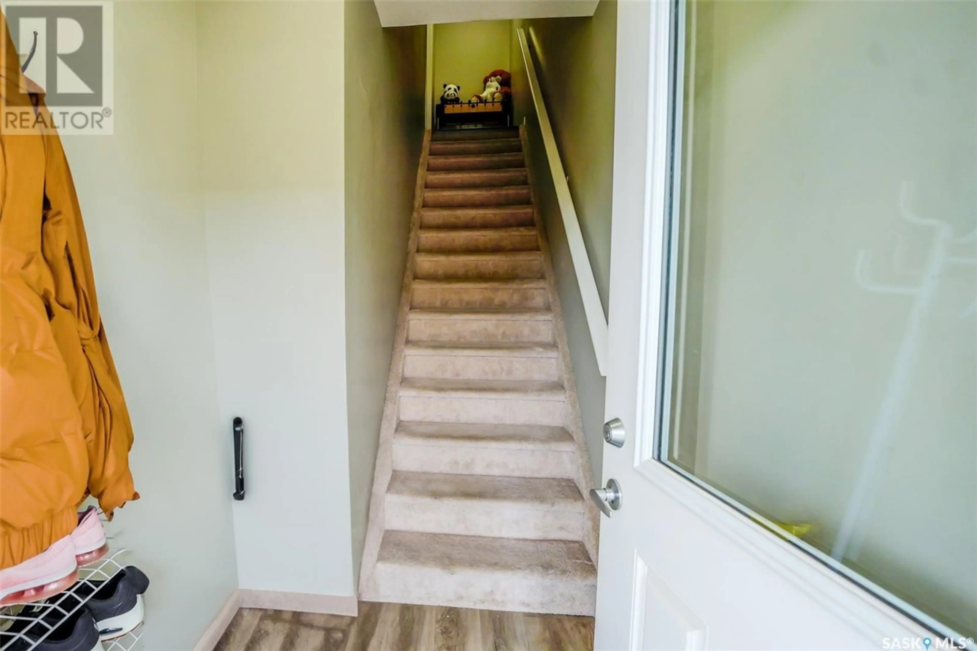Stairs for 307B - 3355 GREEN POPPY STREET, Regina Saskatchewan S4V3P6