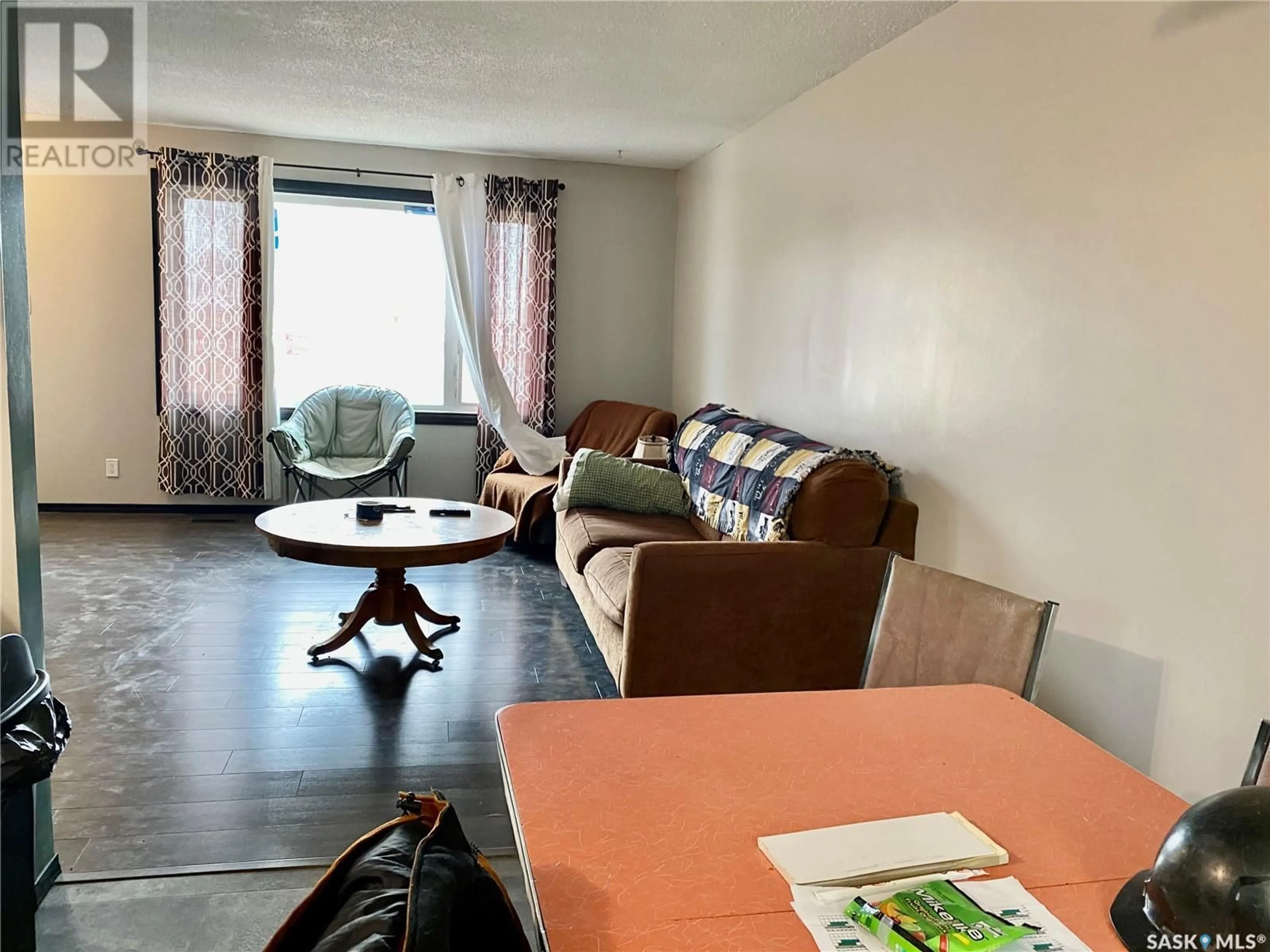 Living room with furniture, unknown for 606 LEEVILLE DRIVE, Assiniboia Saskatchewan S0H0B0