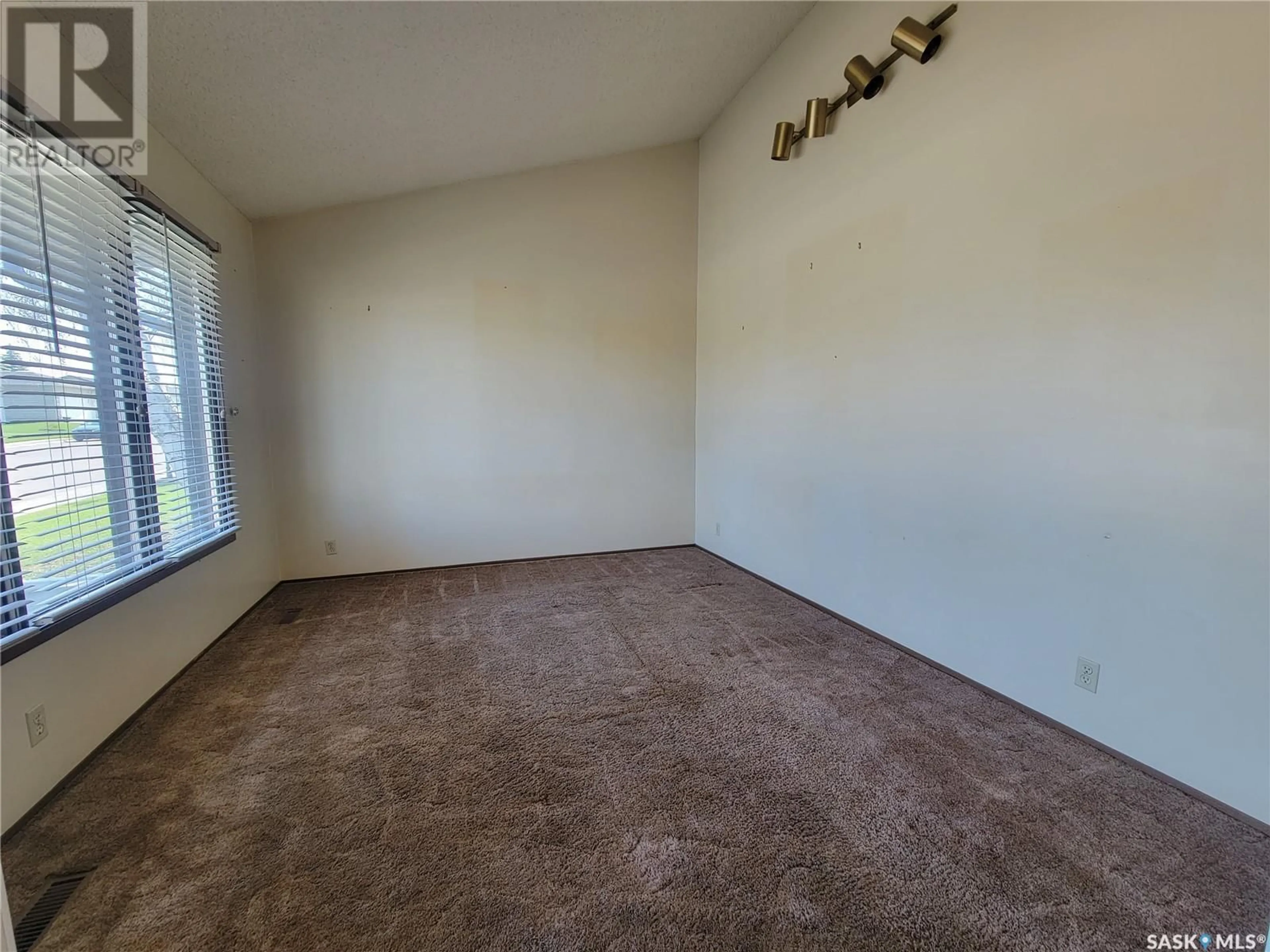 A pic of a room for 5008 MIRROR DRIVE, Macklin Saskatchewan S0L2C0