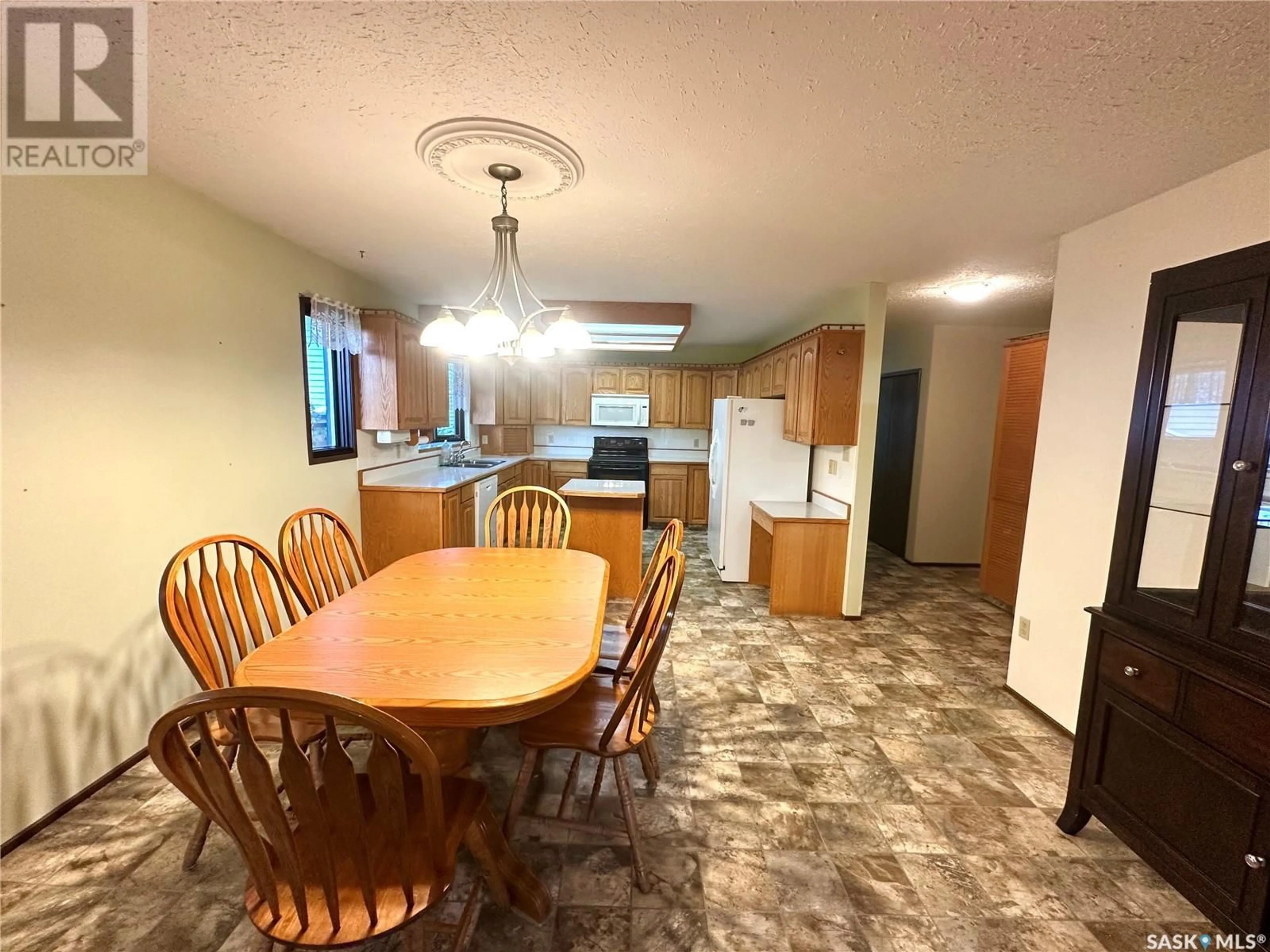 Dining room, unknown for 209 1ST STREET, Spiritwood Saskatchewan S0J2M0