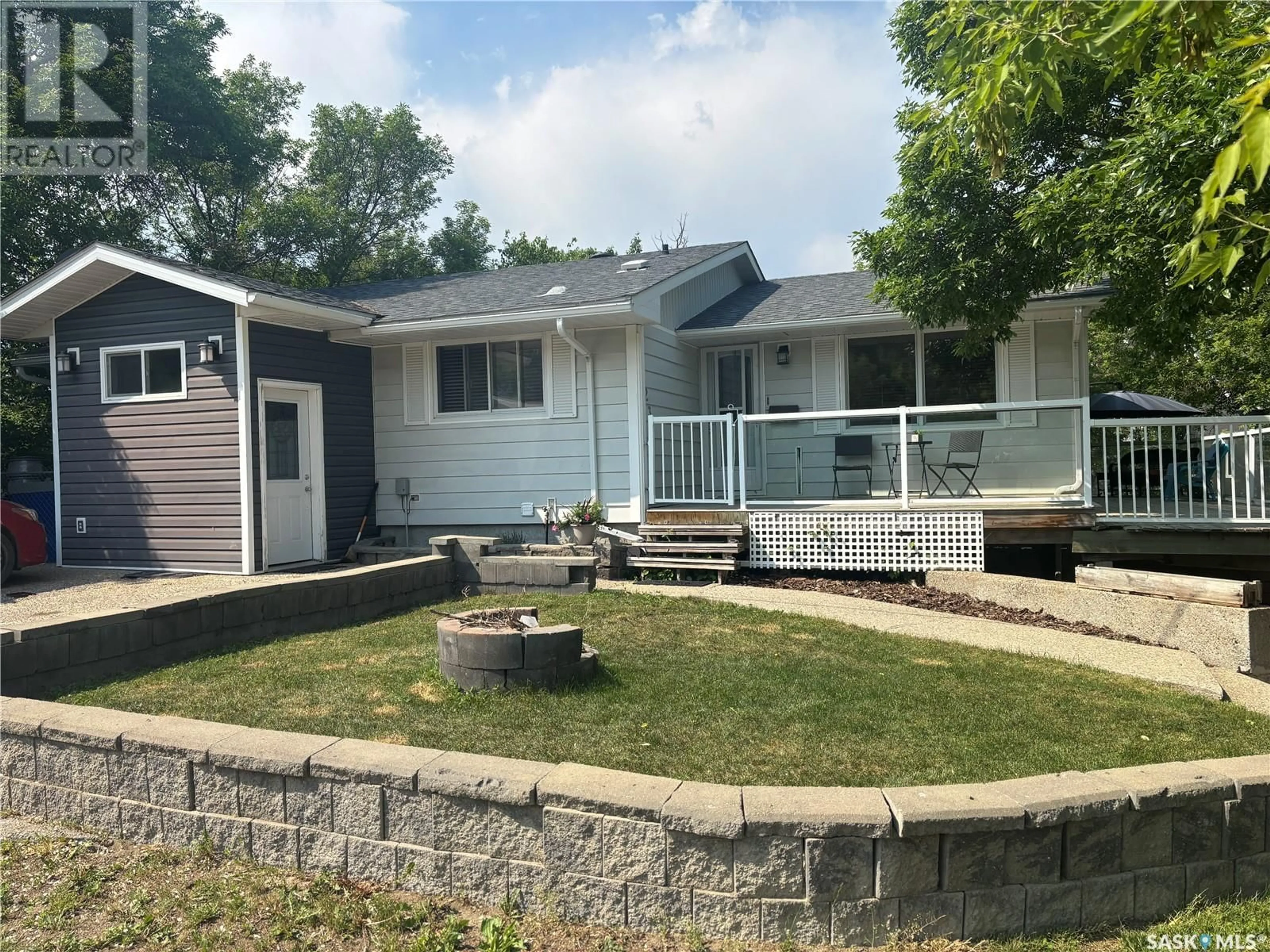 Home with vinyl exterior material, street for 232 1ST STREET, Regina Beach Saskatchewan S0G4C0