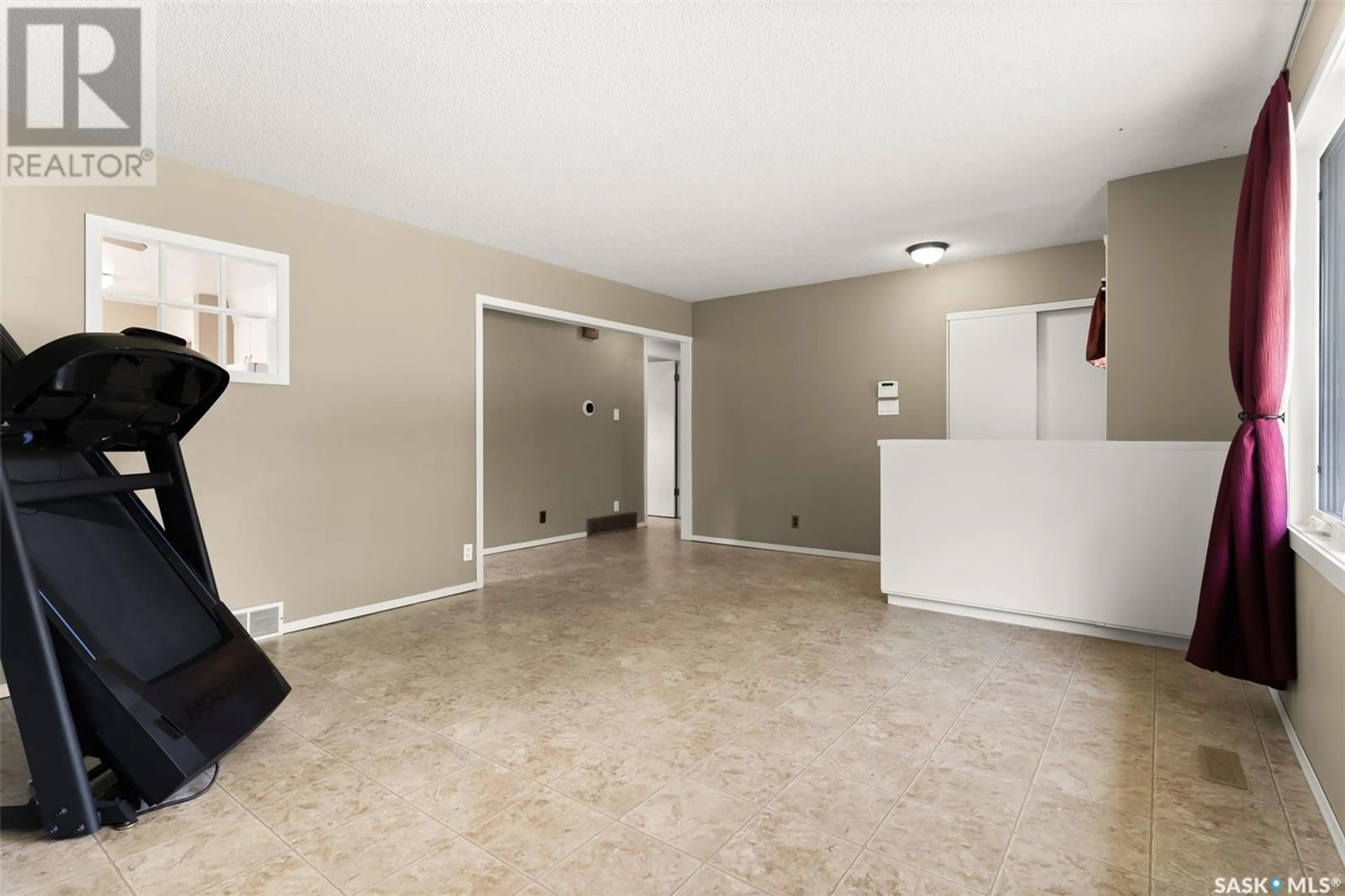 A pic of a room for 34 MOLLARD CRESCENT, Regina Saskatchewan S4T6J2