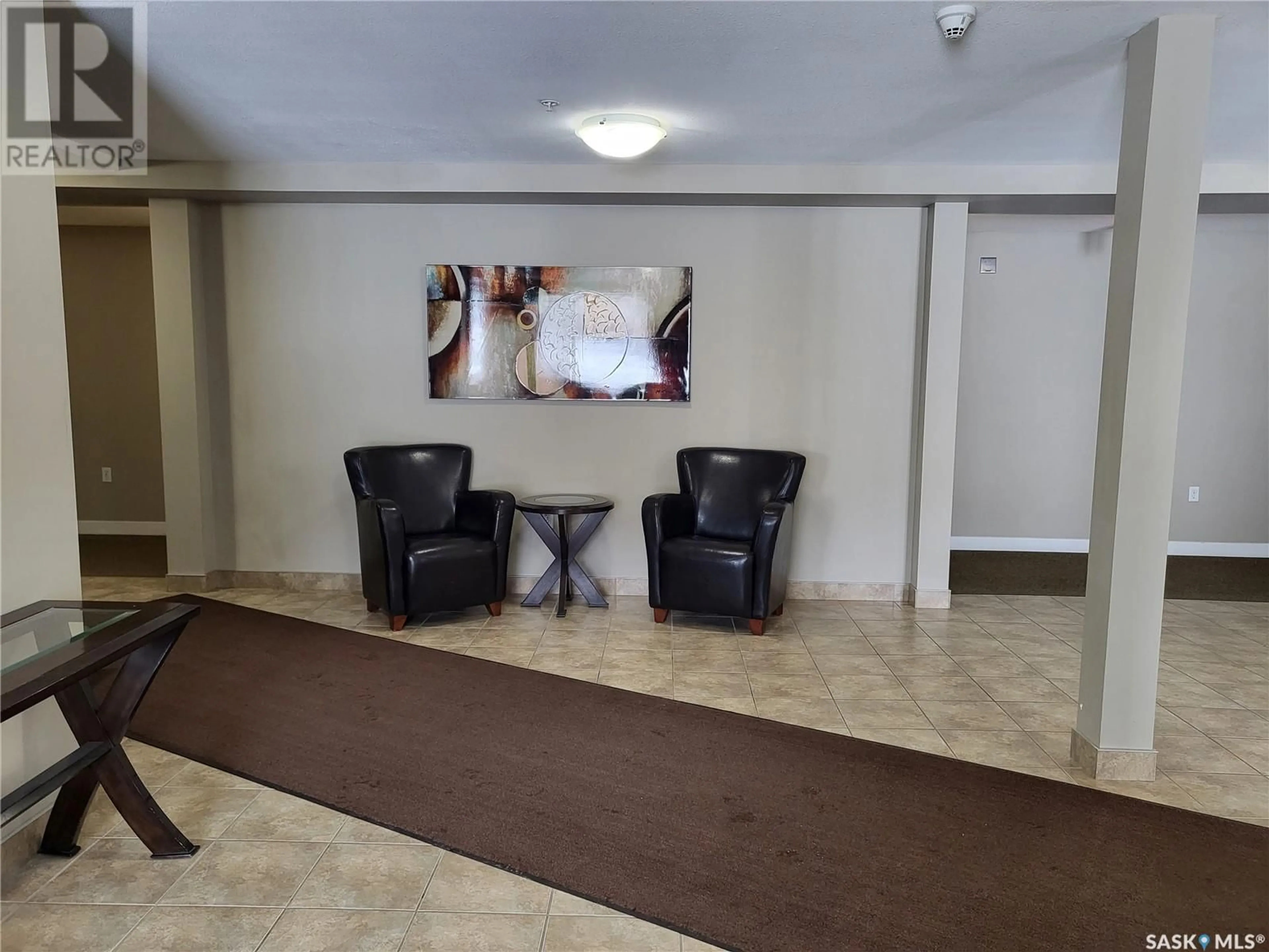Lobby for 404 308 PETTERSON DRIVE, Estevan Saskatchewan S4A2B8