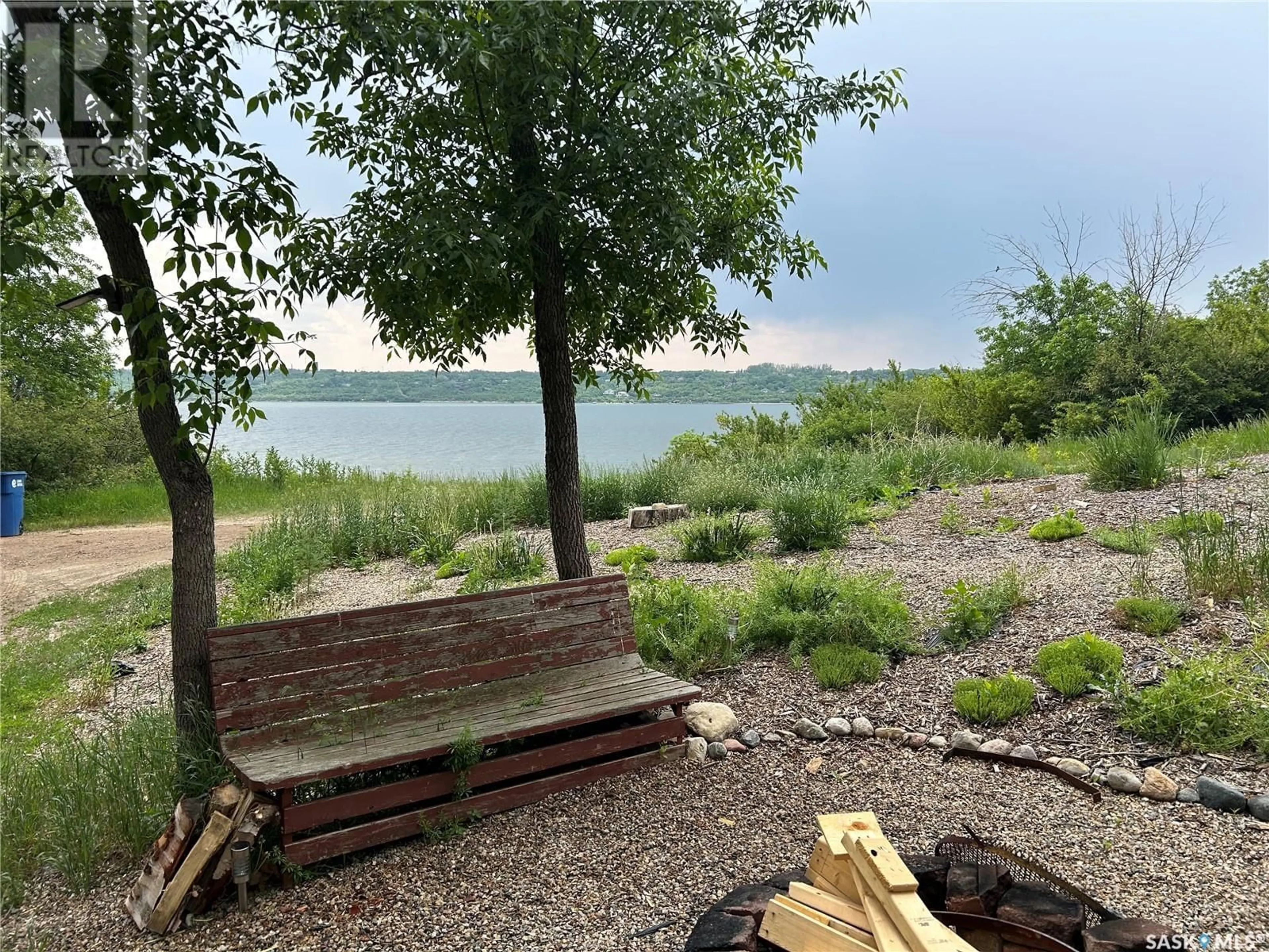 Patio, water/lake/river/ocean view for 718 LAKEVIEW CRESCENT, Saskatchewan Beach Saskatchewan S0G4L0