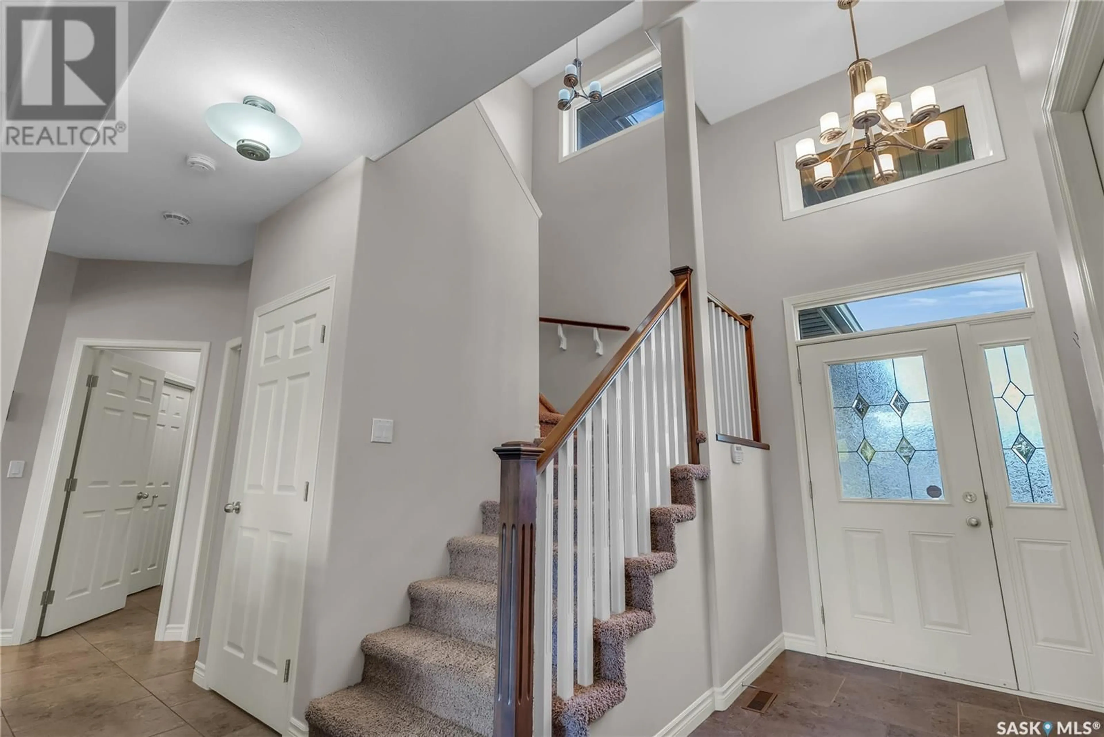 Unknown for 202 ROBERTSON COVE, Saskatoon Saskatchewan S7T0E3