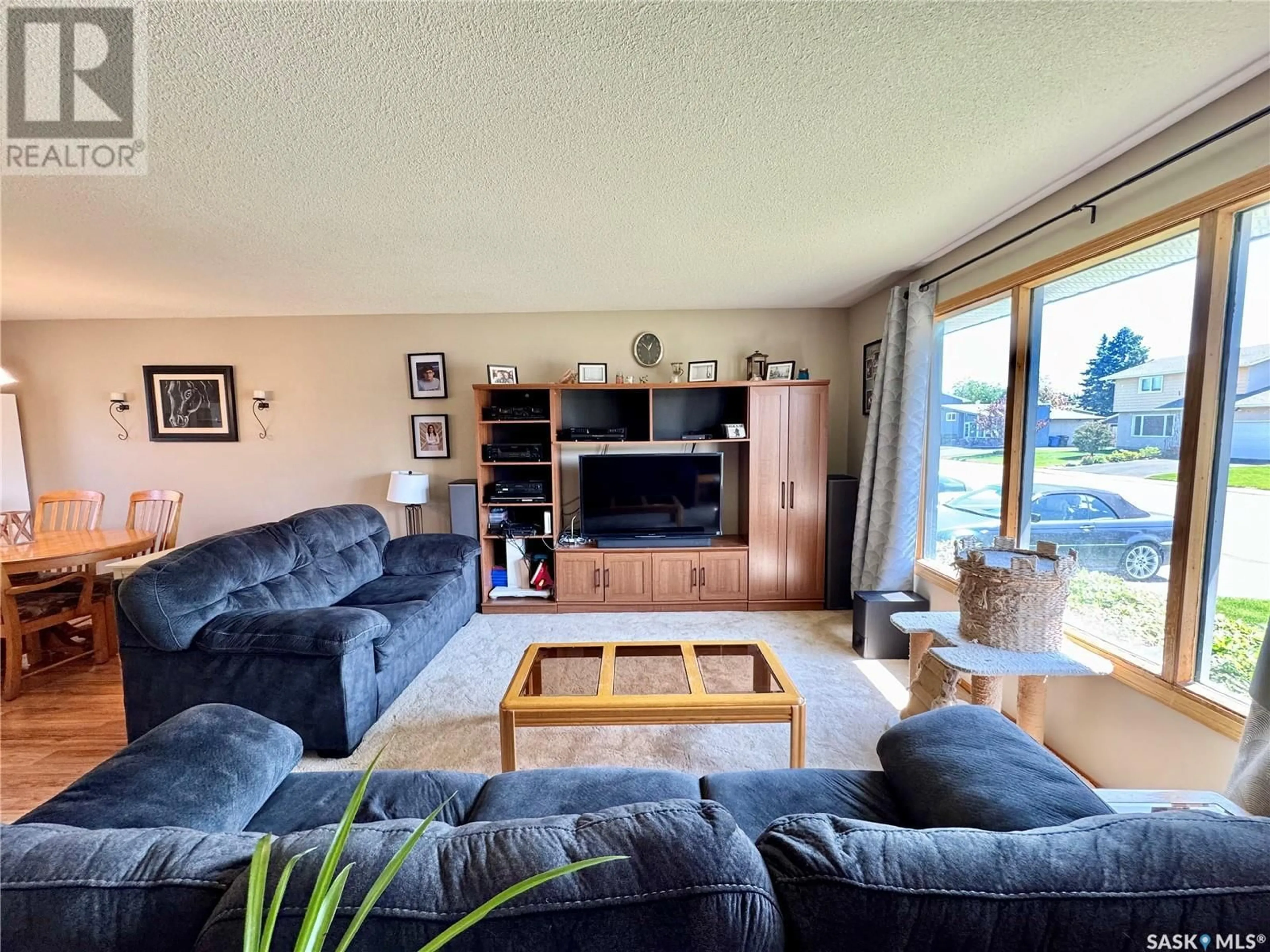 Living room with furniture, unknown for 520 LAURIER DRIVE, Prince Albert Saskatchewan S6V5M1