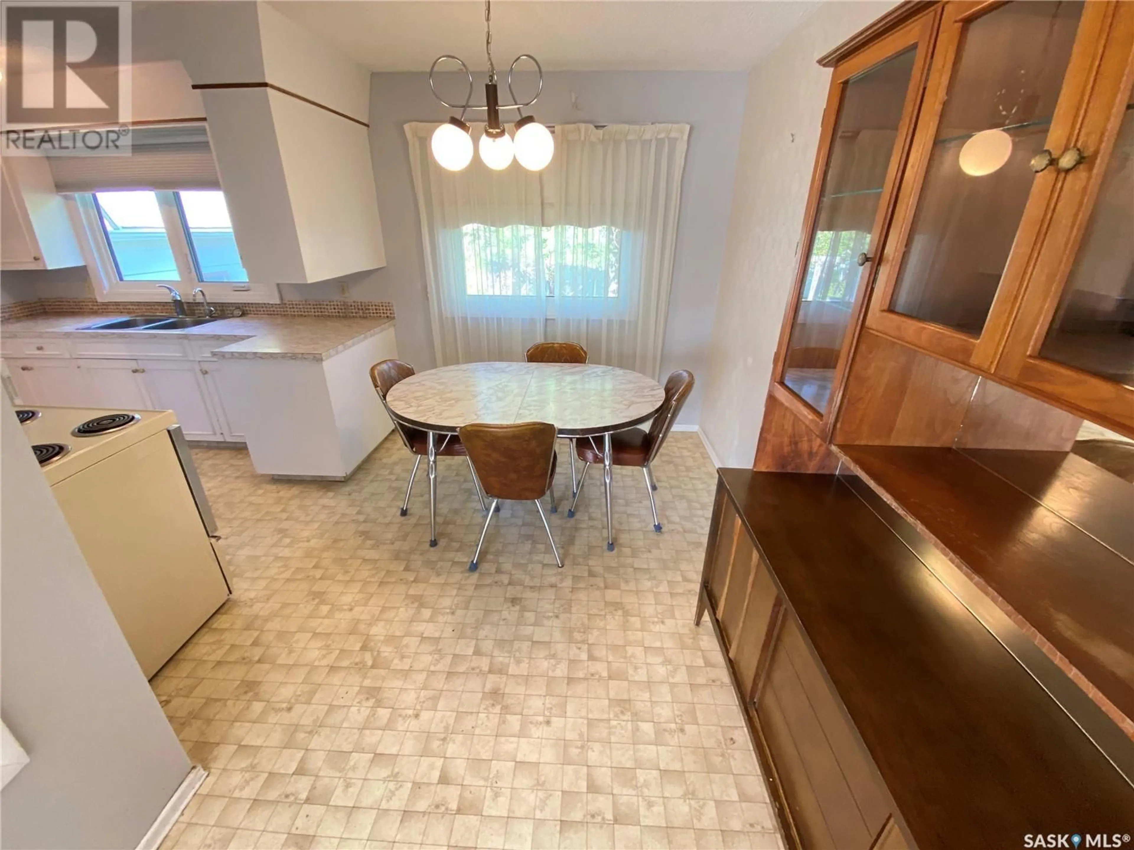 Dining room, unknown for 100 FRANKLIN DRIVE, Yorkton Saskatchewan S3N2G6