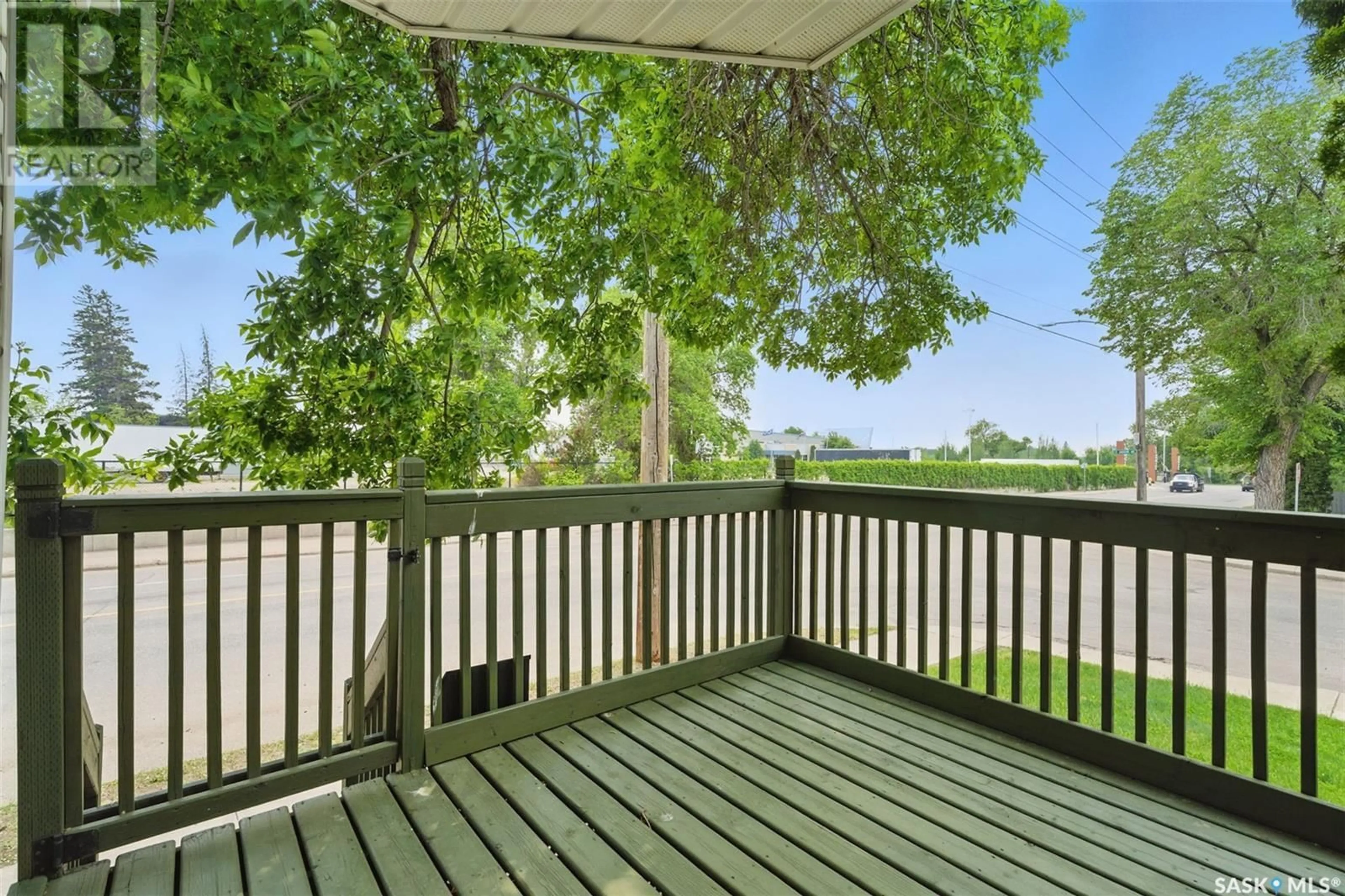 Patio, water/lake/river/ocean view for 2333 ST ANDREWS AVENUE, Saskatoon Saskatchewan S7M0M5
