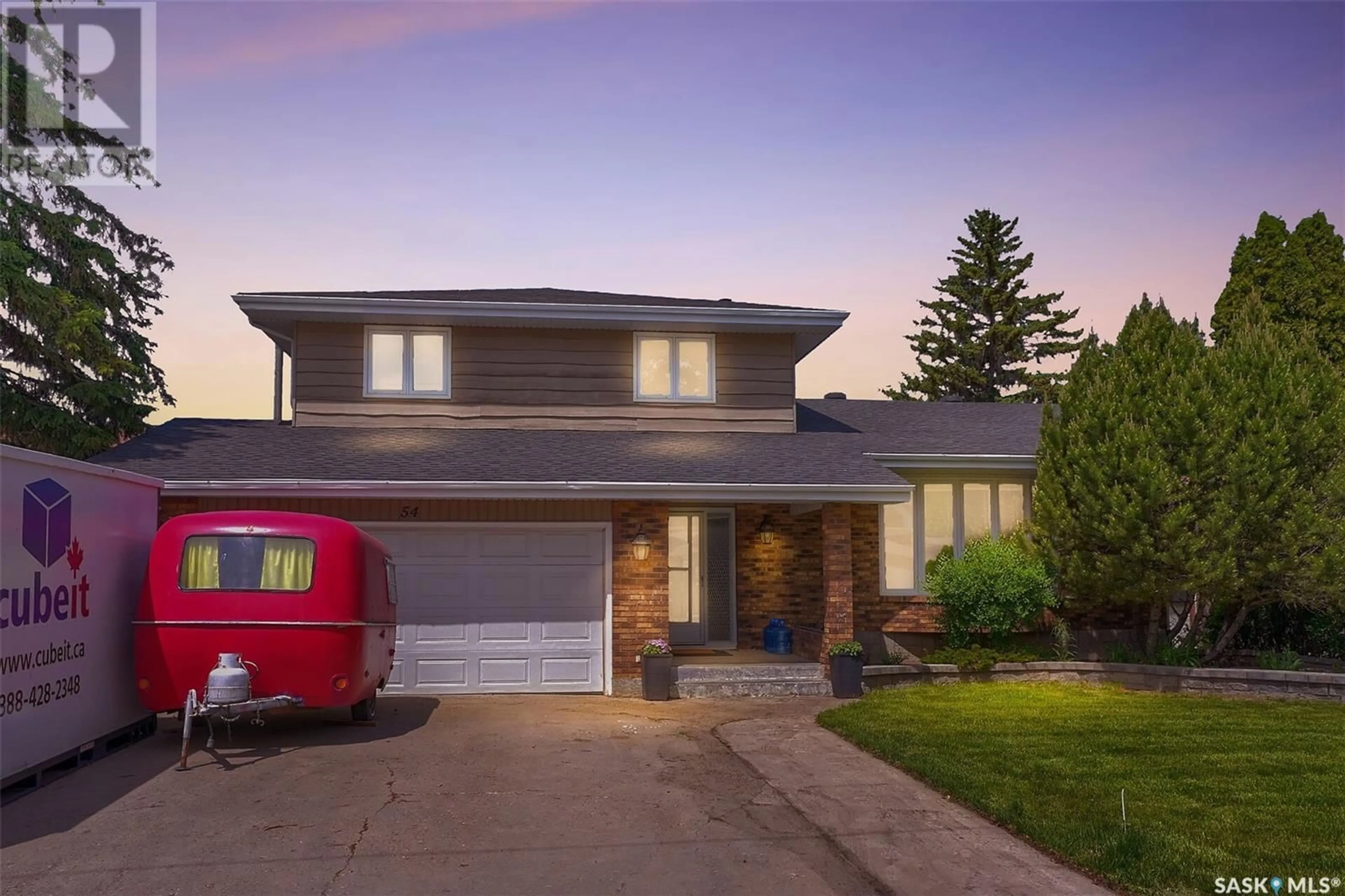 Home with vinyl exterior material, street for 54 METCALFE ROAD, Regina Saskatchewan S4V0H8