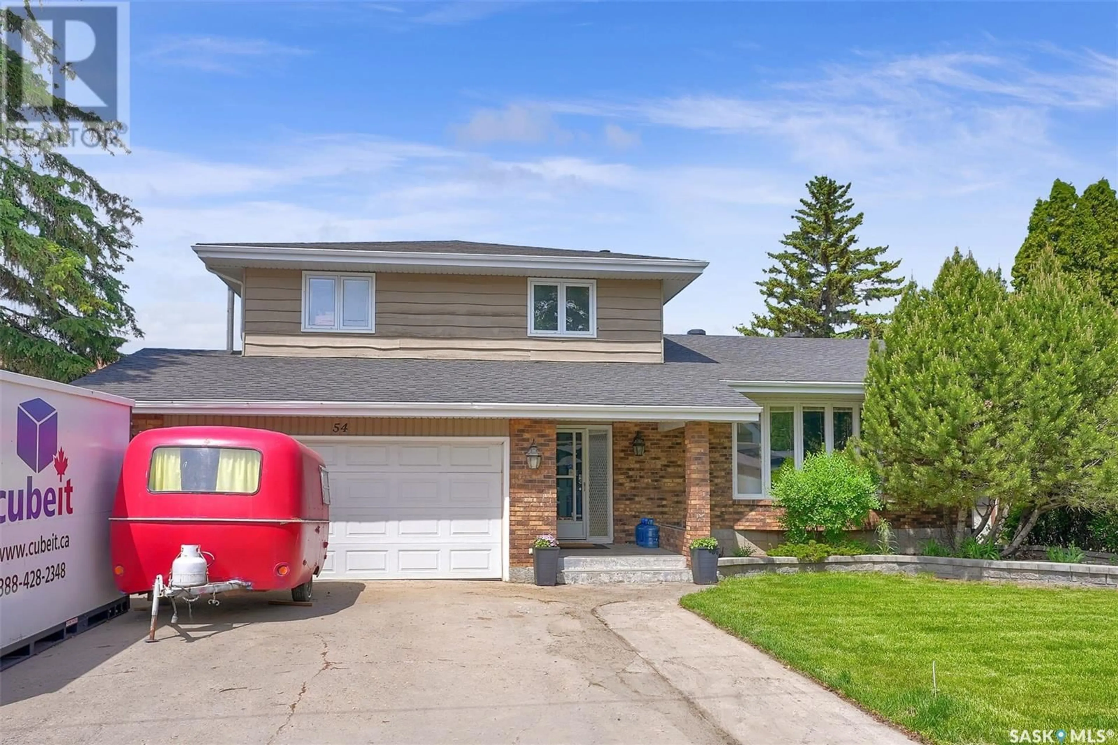 Home with vinyl exterior material, street for 54 METCALFE ROAD, Regina Saskatchewan S4V0H8