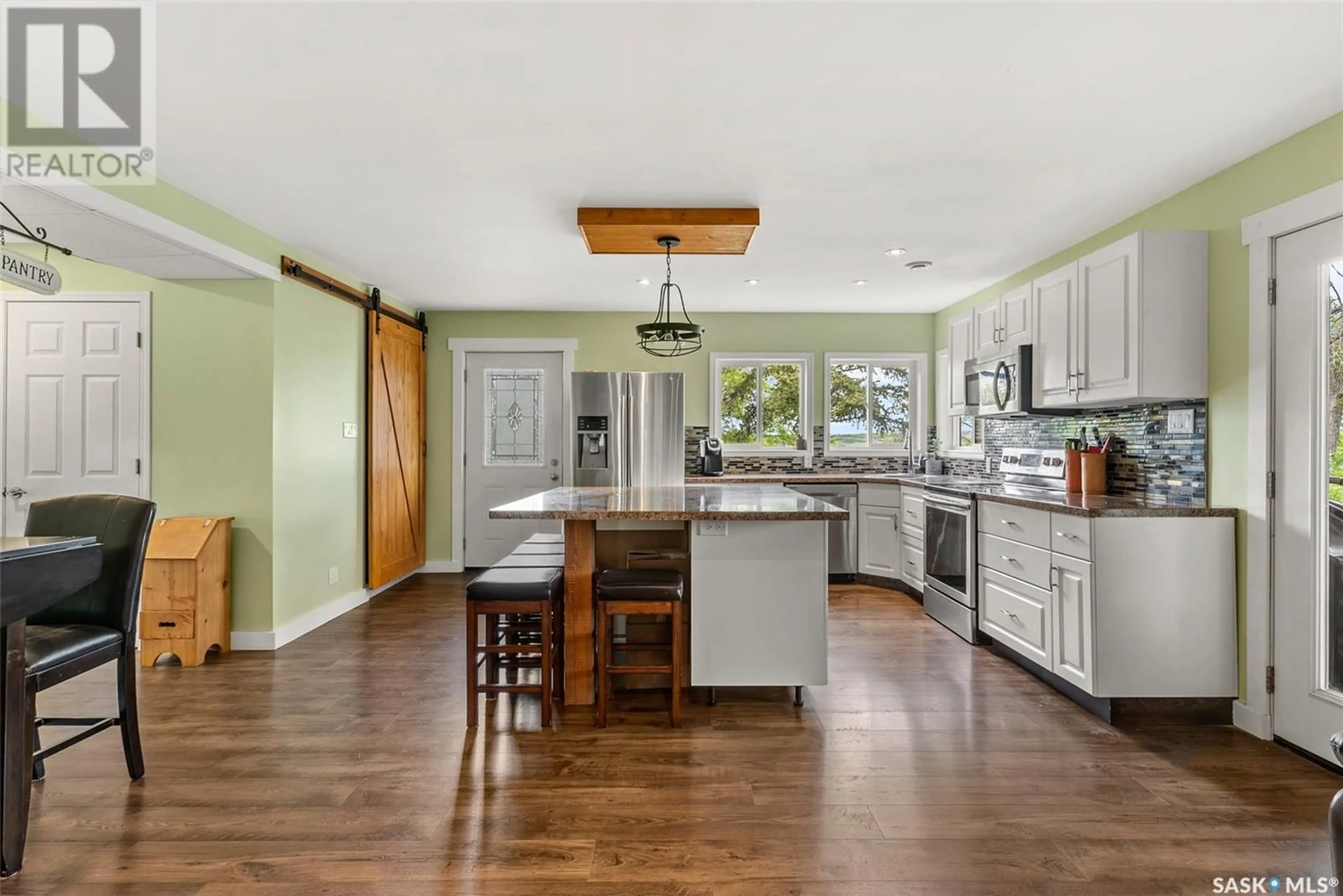 Open concept kitchen, unknown for 225 3RD STREET, Regina Beach Saskatchewan S0G4C0
