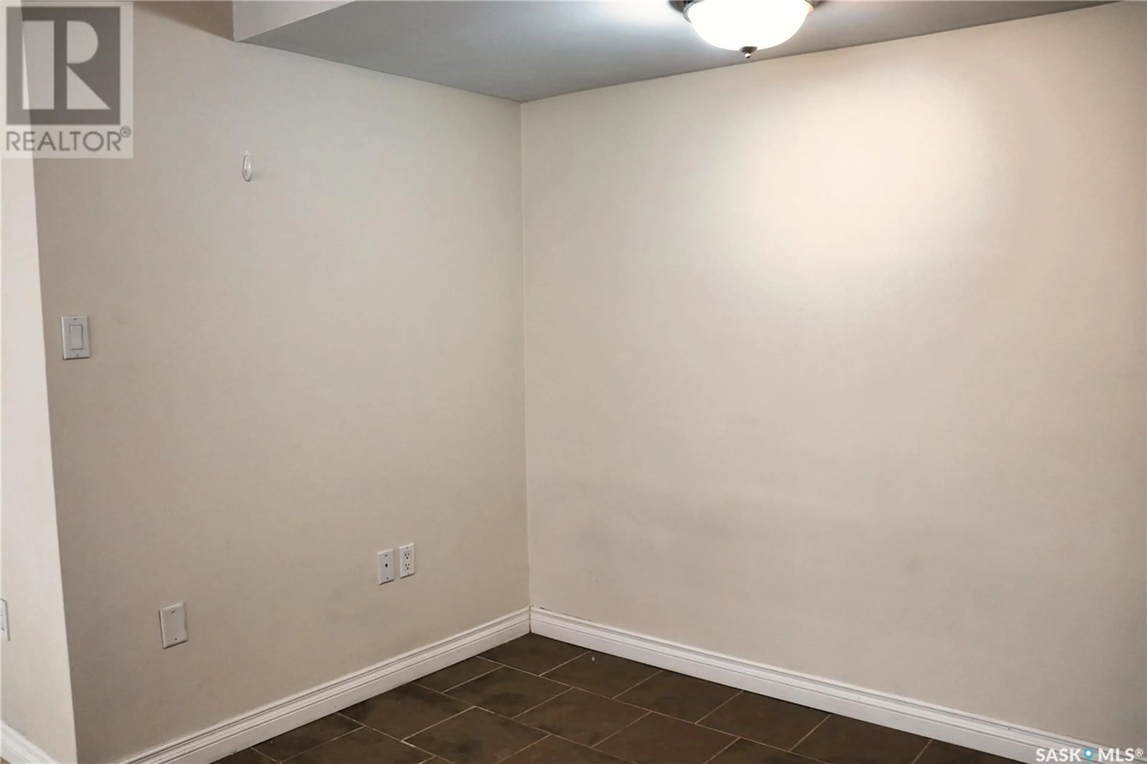 A pic of a room for 1604 - 3 MAIN STREET, Saskatoon Saskatchewan S7H0L7