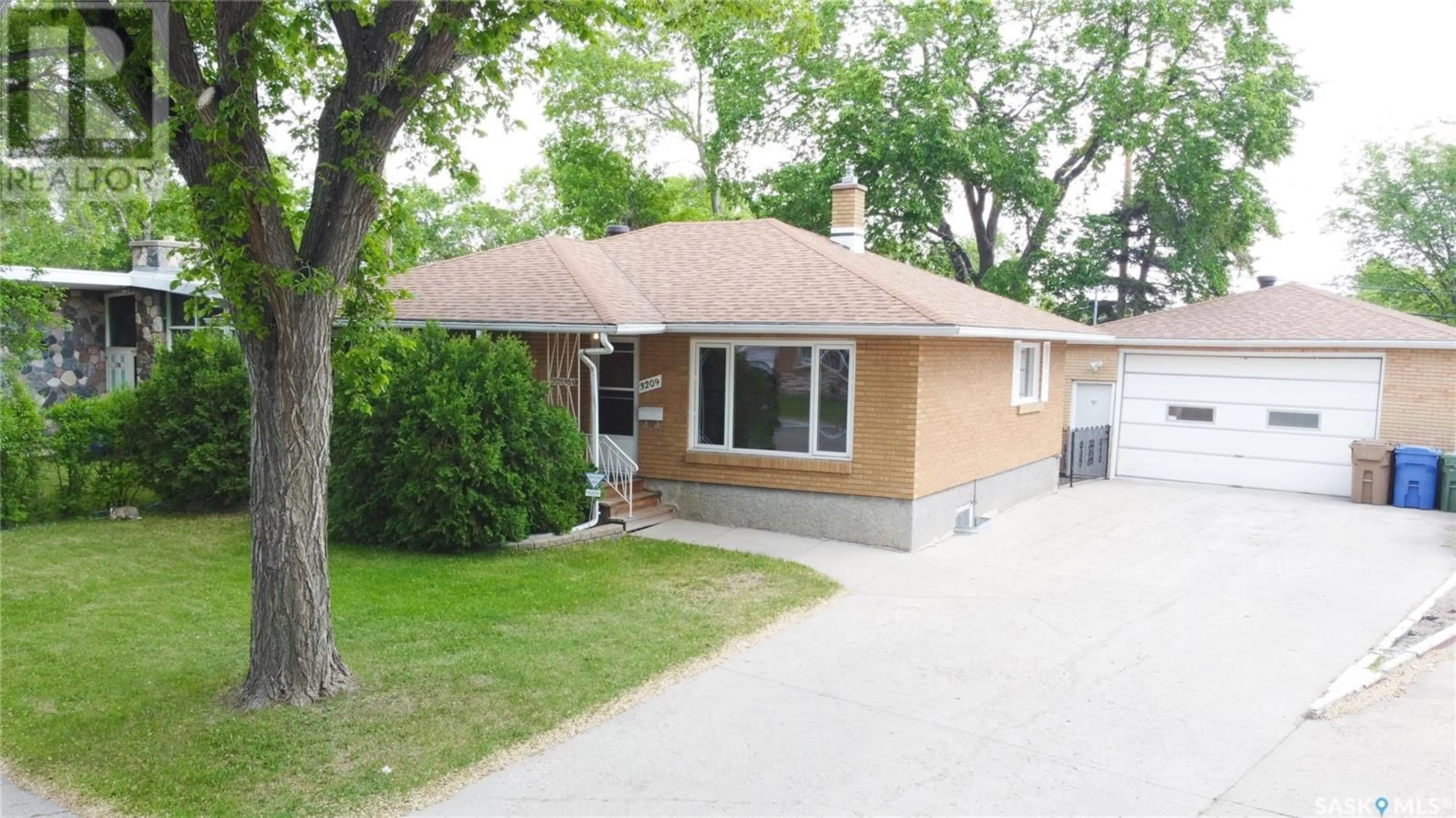 Unknown for 3209 PATRICIA AVENUE, Regina Saskatchewan S4R3V8