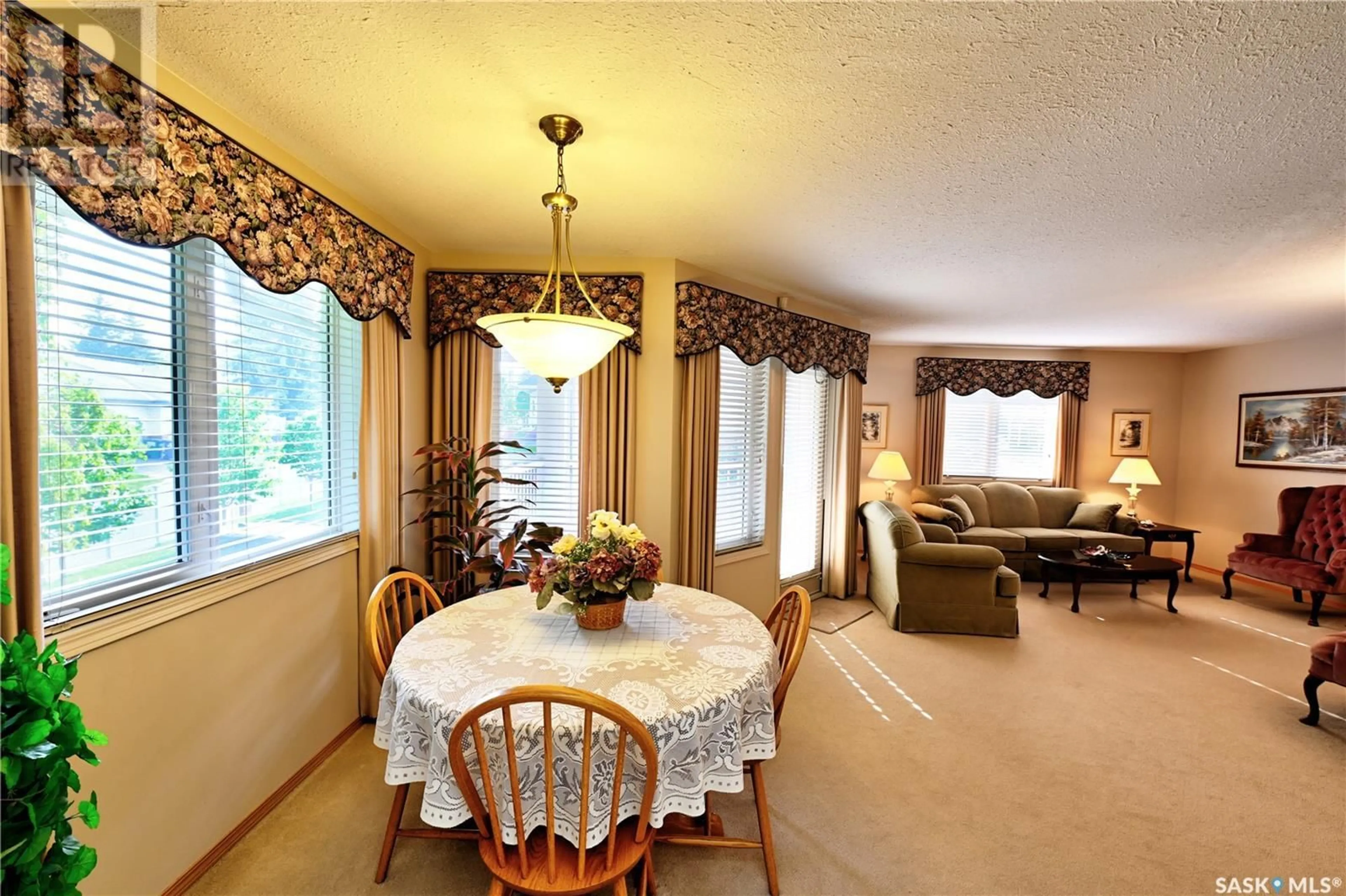 Dining room, unknown for 133 305 PINEHOUSE DRIVE, Saskatoon Saskatchewan S7K7Z4