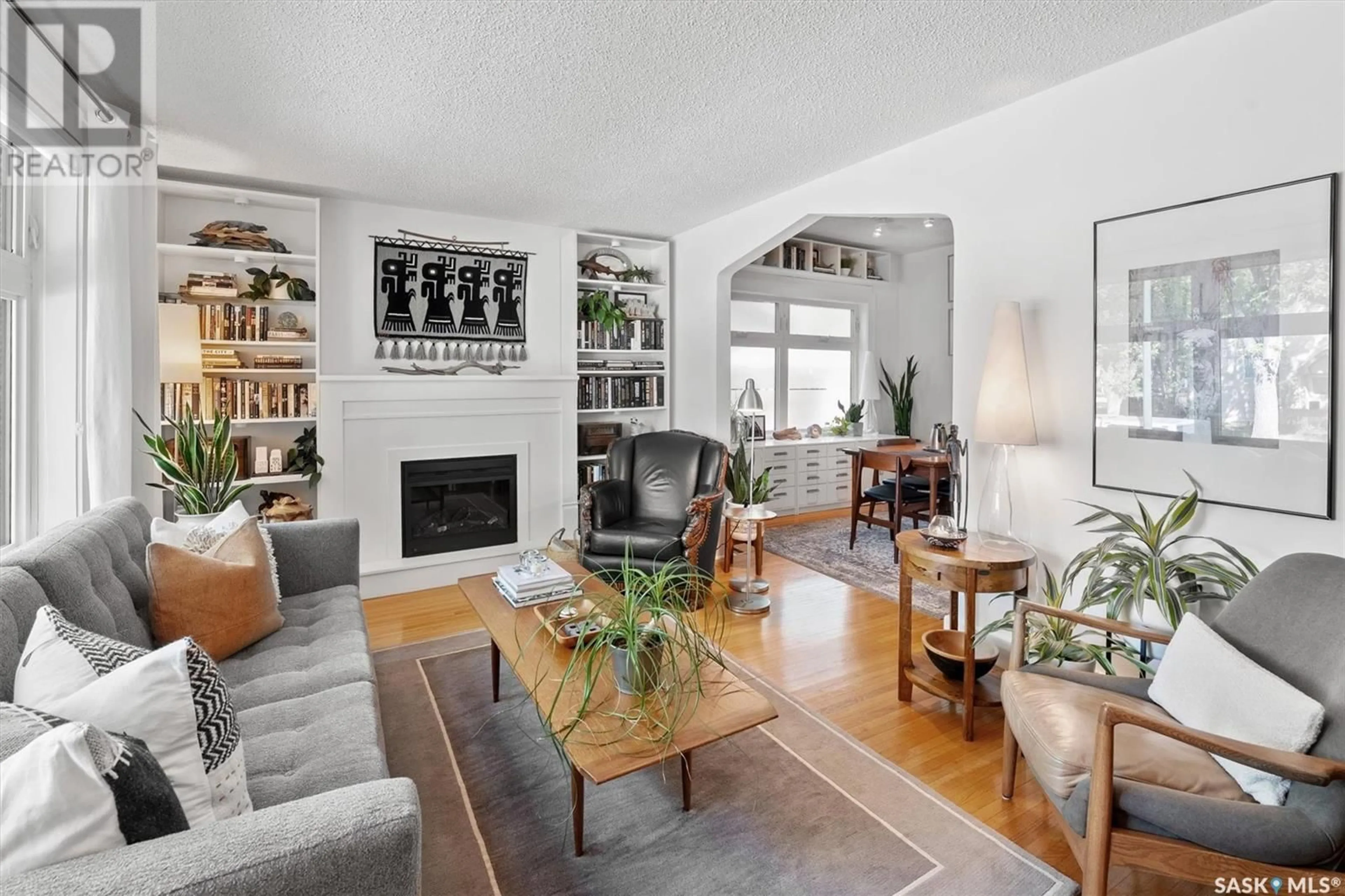 Living room with furniture, unknown for 622 5TH AVENUE, Saskatoon Saskatchewan S7K2R4