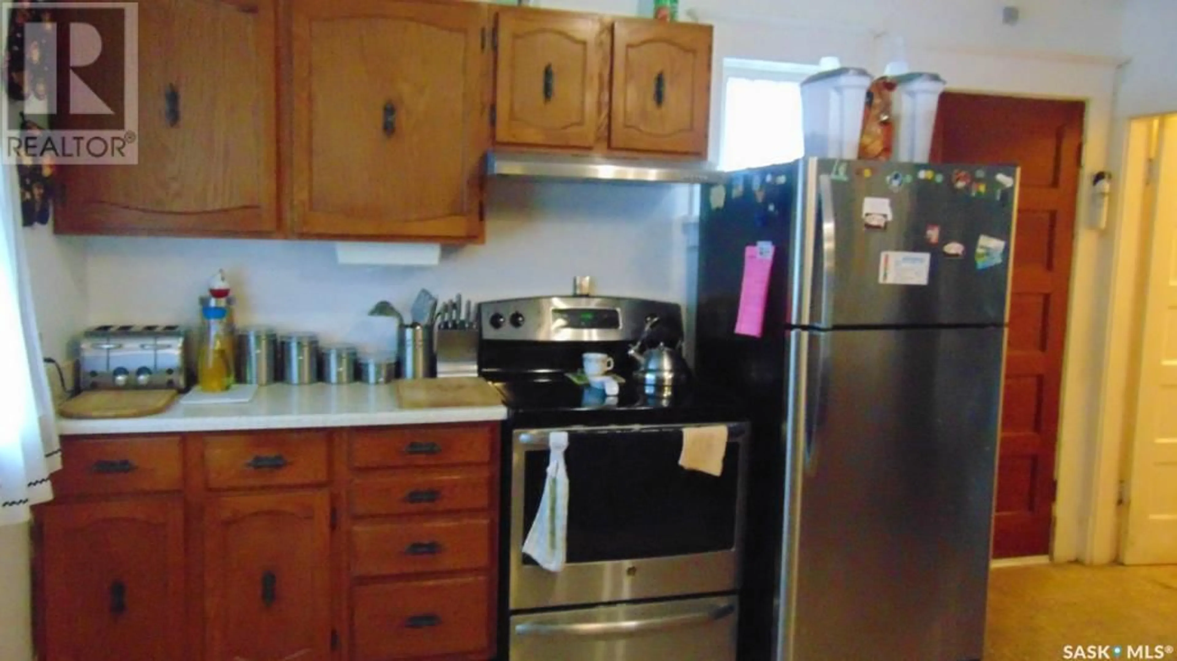 Standard kitchen, unknown for 412 1ST AVENUE, Buchanan Saskatchewan S0A0J0