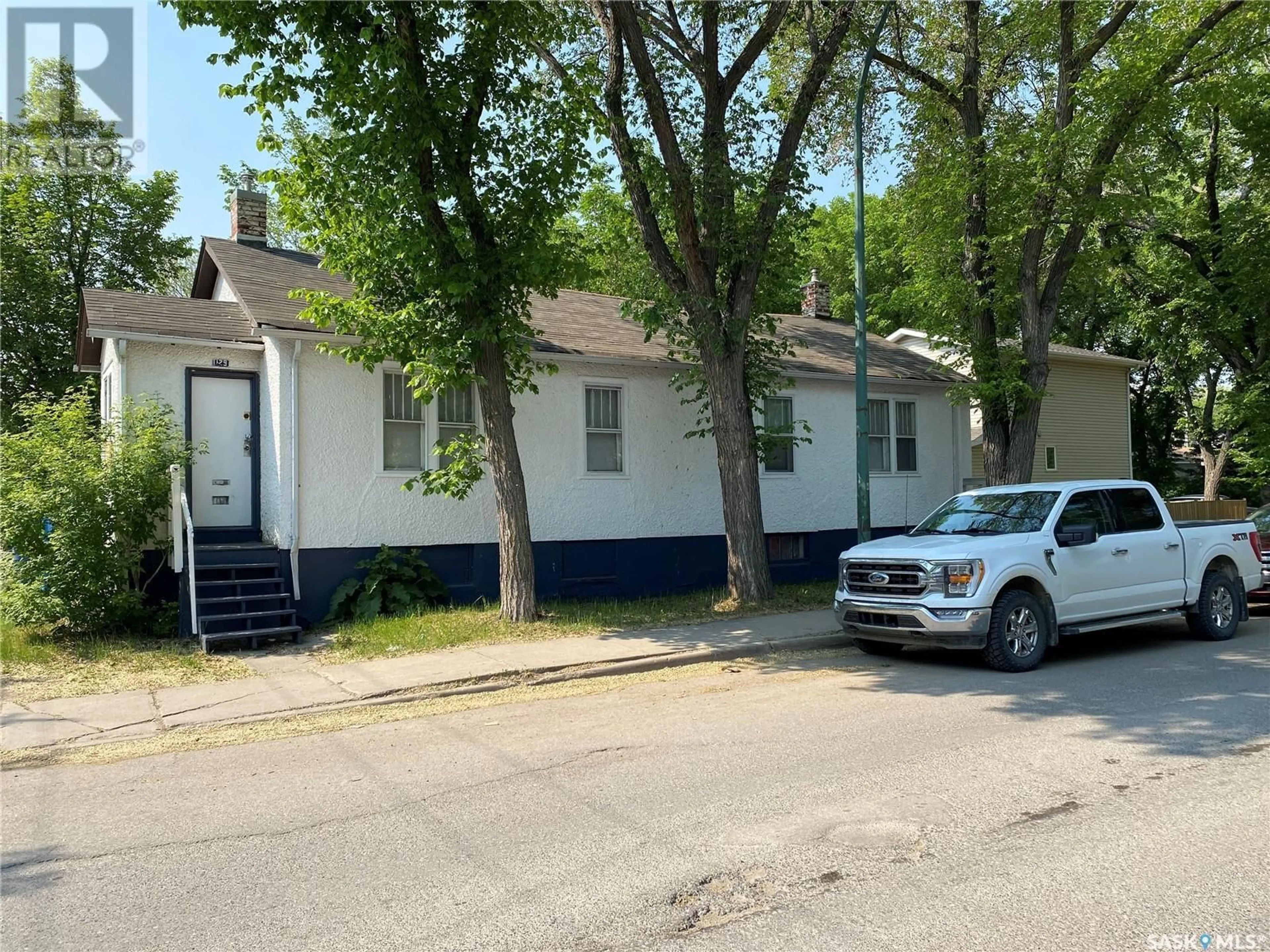 Unknown for 1901 MONTREAL STREET, Regina Saskatchewan S4P1L4