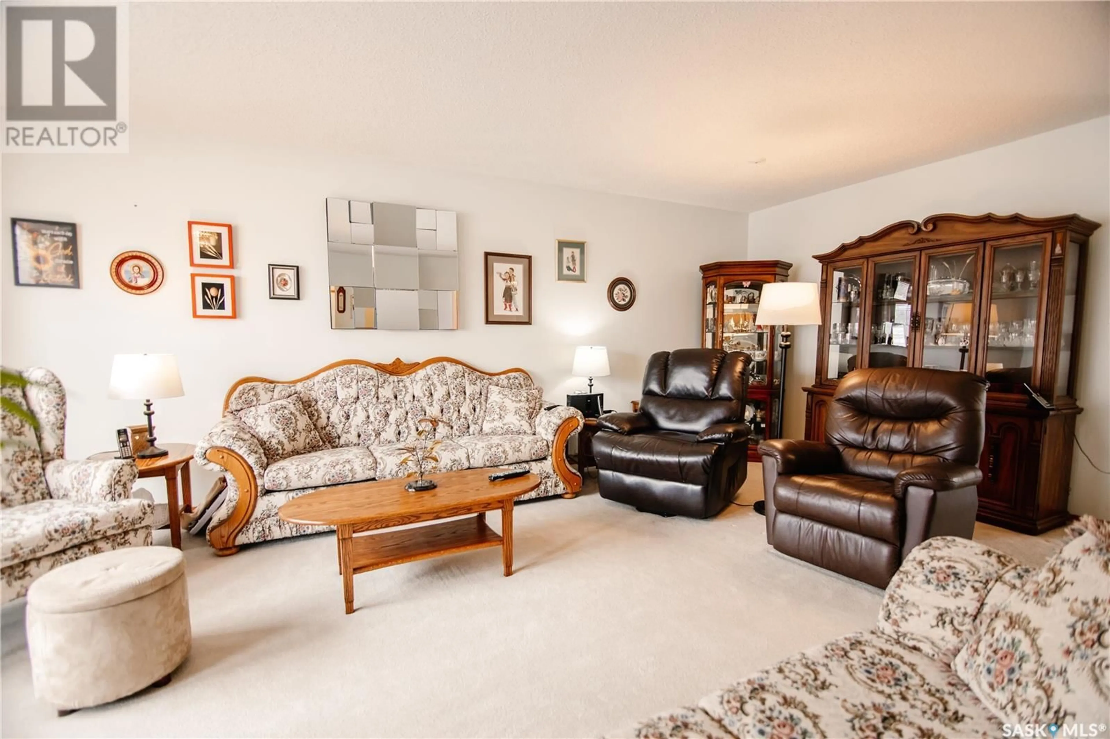 Living room with furniture, unknown for 1122 SELO PLACE, Regina Saskatchewan S4S7H7