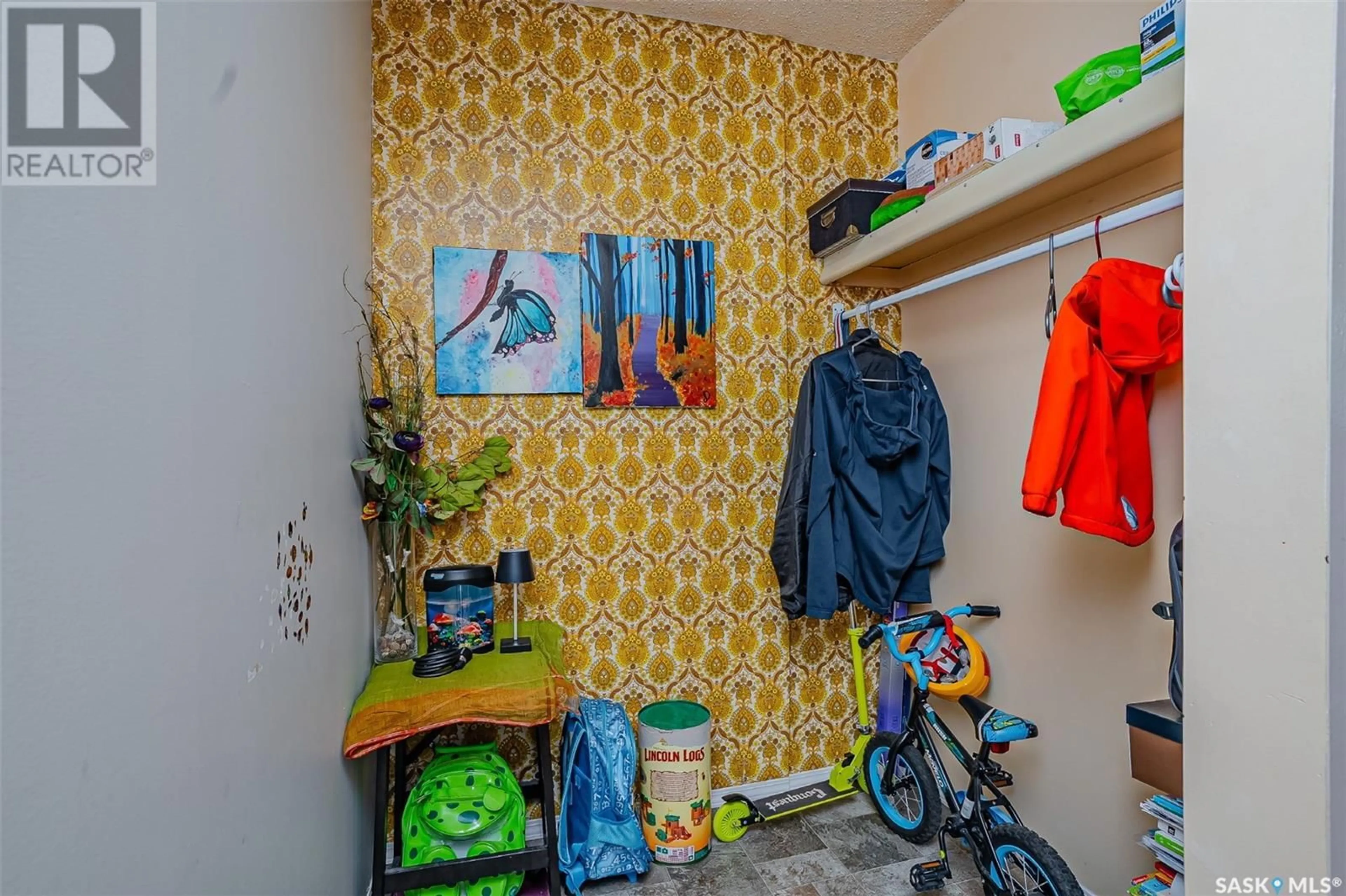Laundry room for 1601 THOMPSON AVENUE, Saskatoon Saskatchewan S7N1Y2