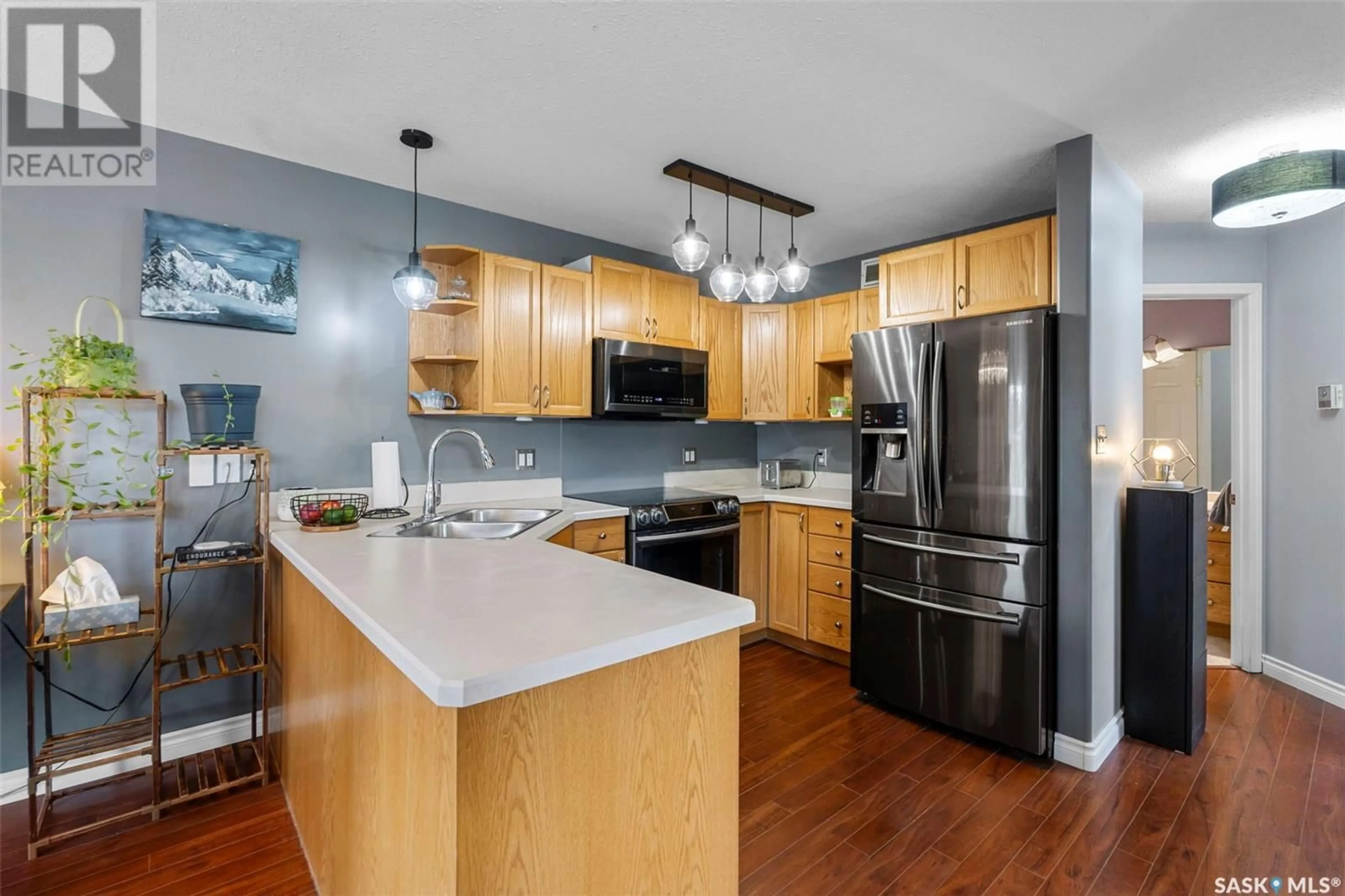 Open concept kitchen, unknown for 9 231 MAIN STREET, Martensville Saskatchewan S0K2T0