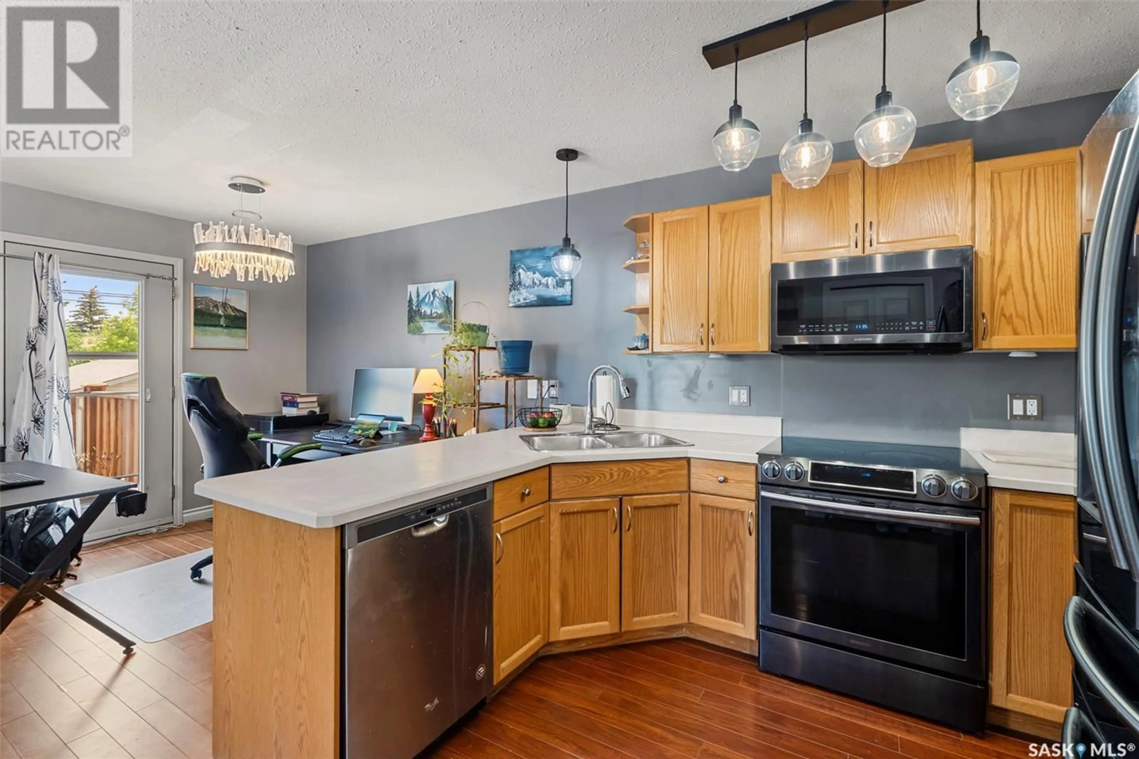 Open concept kitchen, unknown for 9 231 MAIN STREET, Martensville Saskatchewan S0K2T0