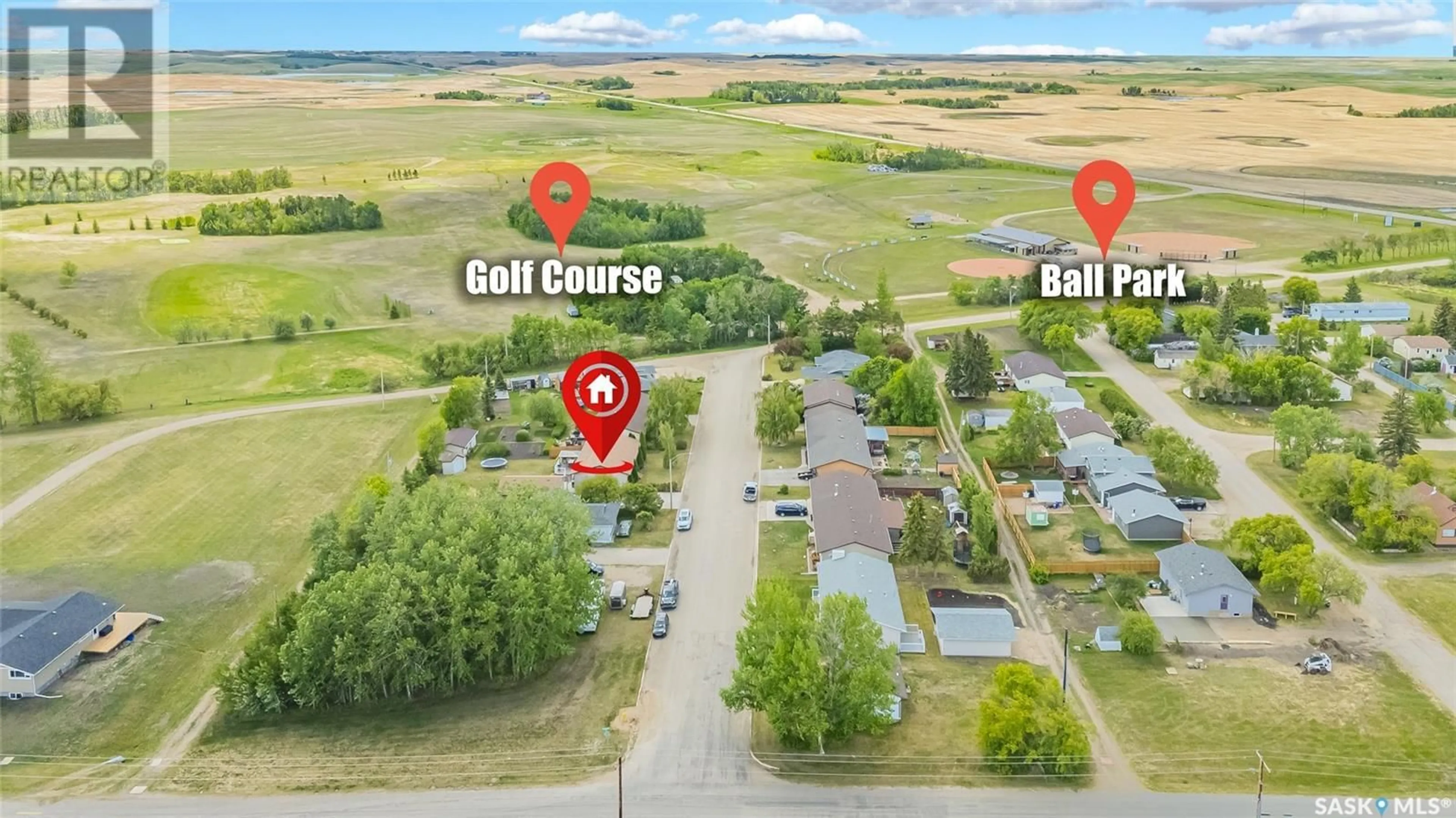 A pic from outside/outdoor area/front of a property/back of a property/a pic from drone, unknown for 425 CHEERIE STREET, Bruno Saskatchewan S0K0S0
