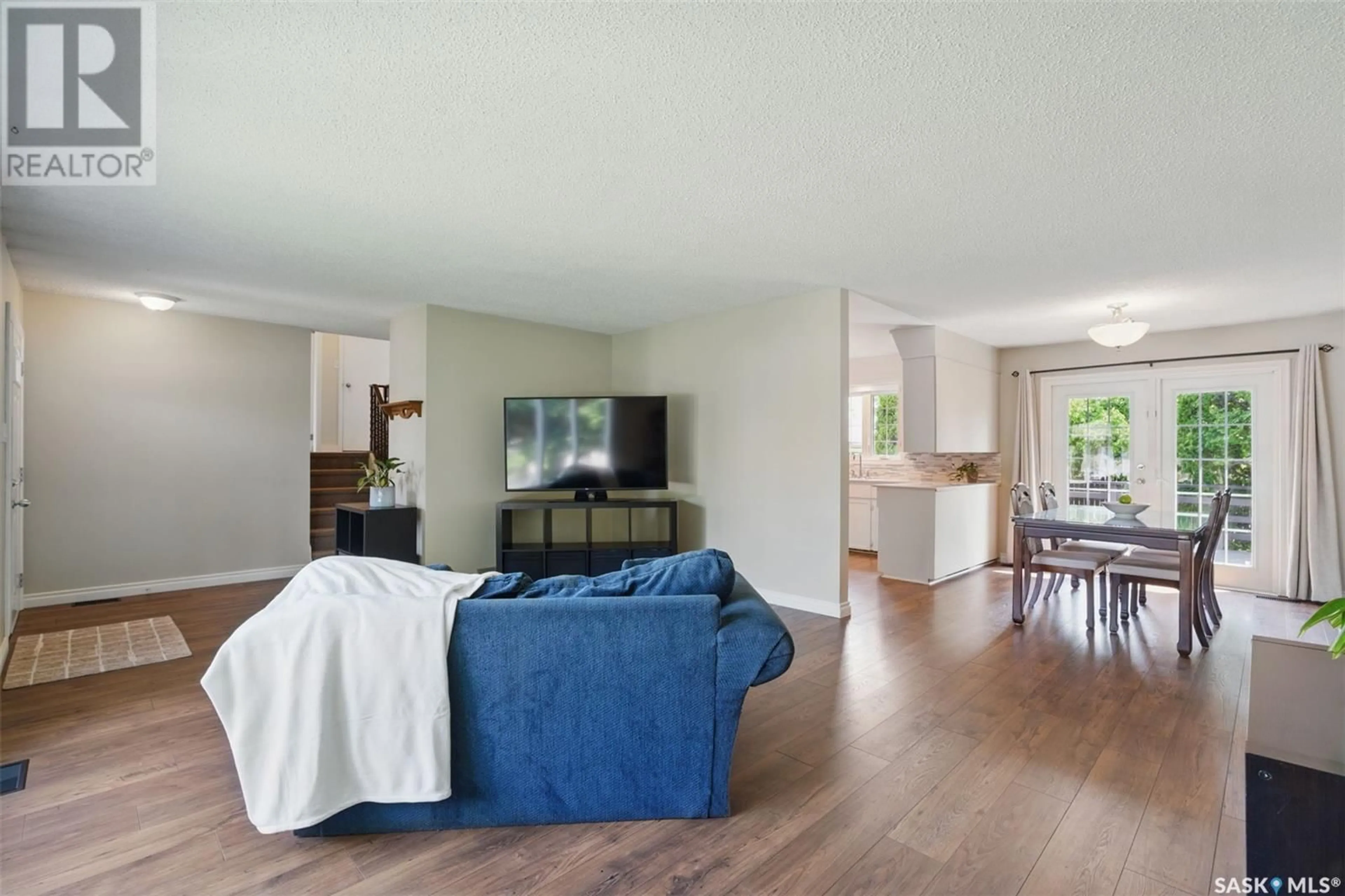 Living room with furniture, unknown for 74 DEGEER CRESCENT, Saskatoon Saskatchewan S7H4P7