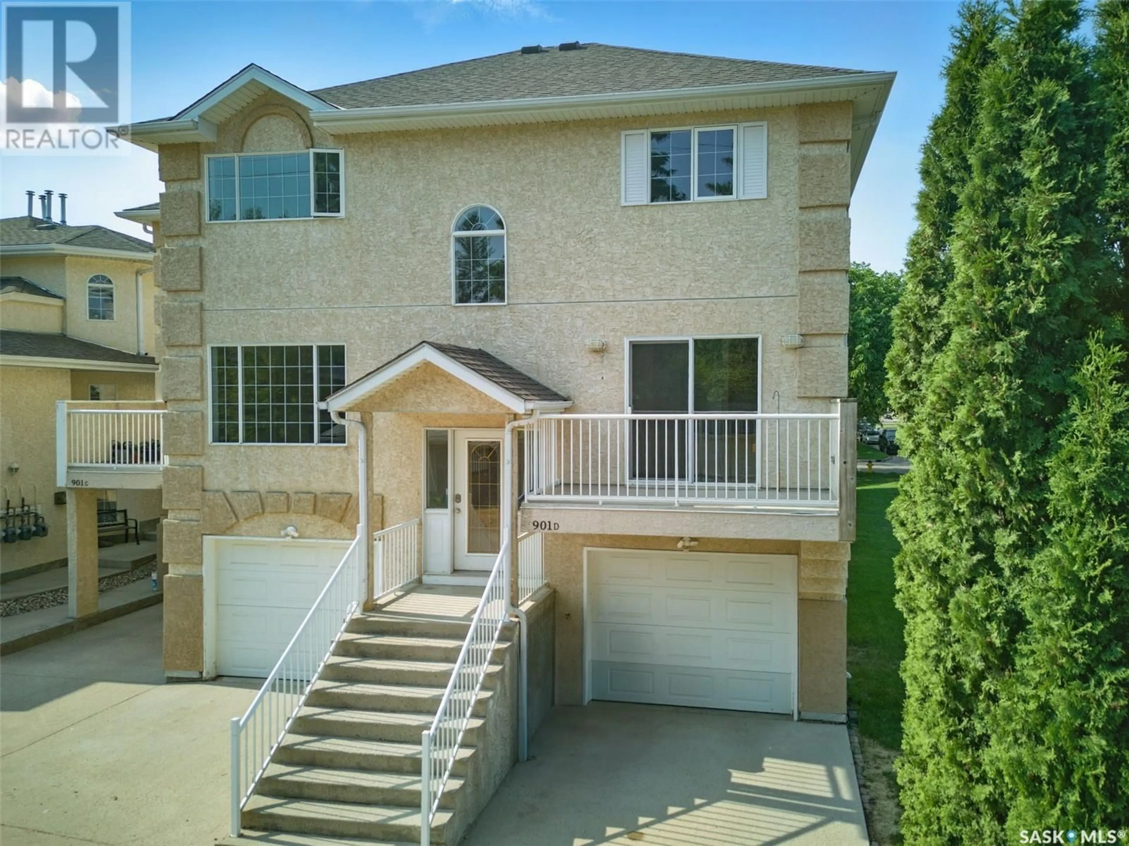 Unknown for 901D 9TH STREET, Saskatoon Saskatchewan S7H0M9