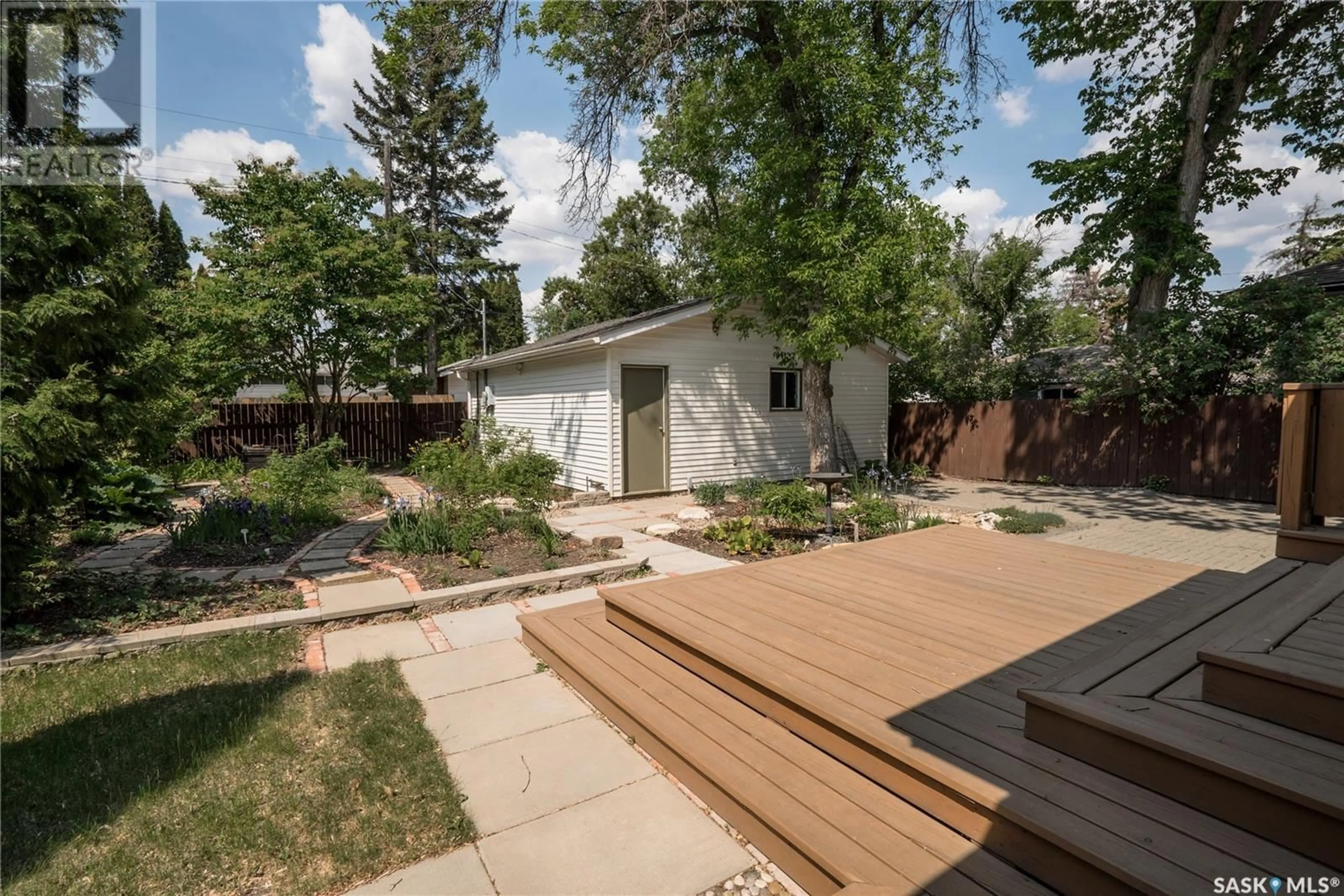 Patio, street for 2306 HANOVER AVENUE, Saskatoon Saskatchewan S7J1E6