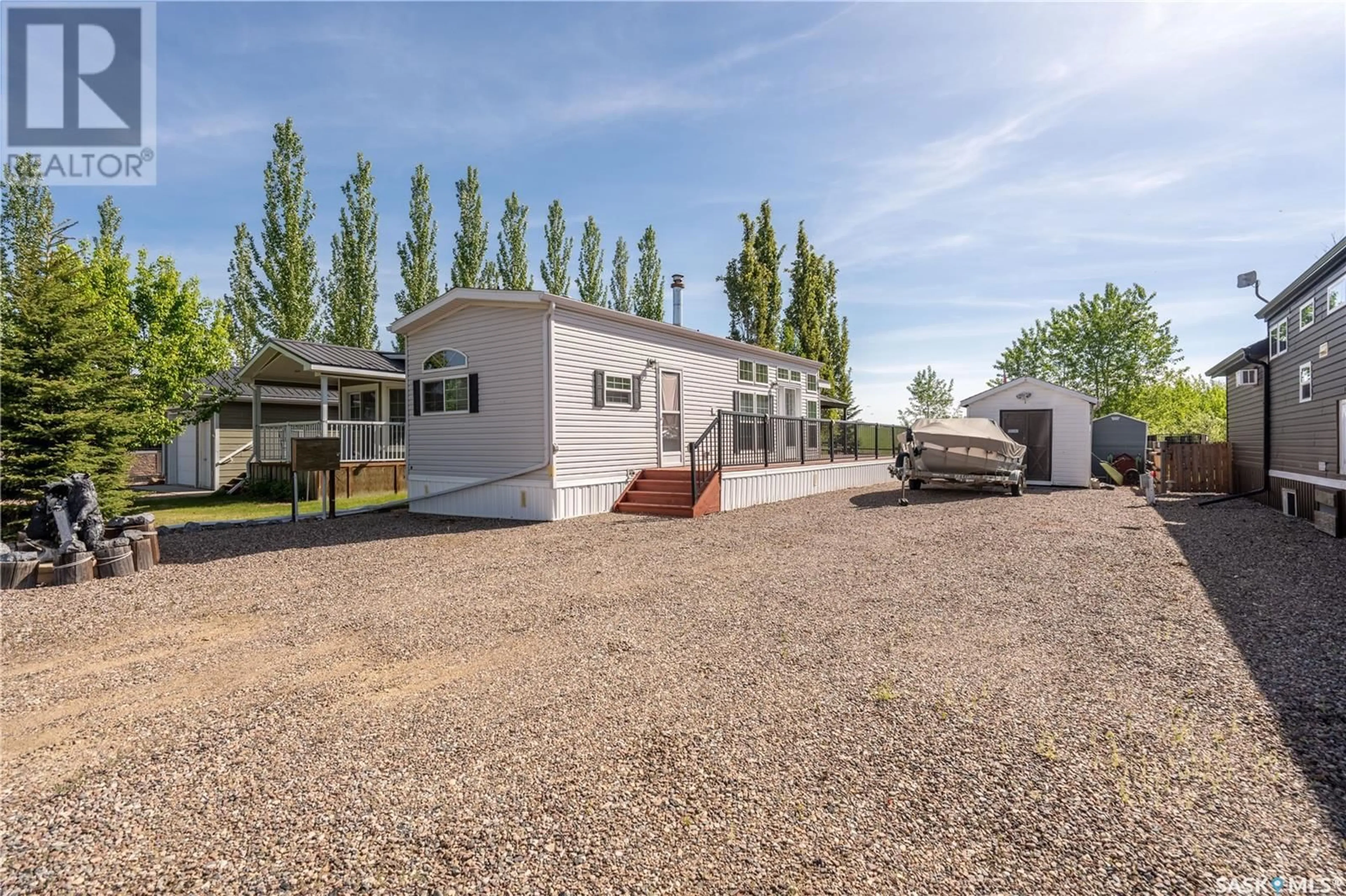 A pic from outside/outdoor area/front of a property/back of a property/a pic from drone, street for 1219 OAK AVENUE, Beaver River Rm No. 622 Saskatchewan S0M1A0