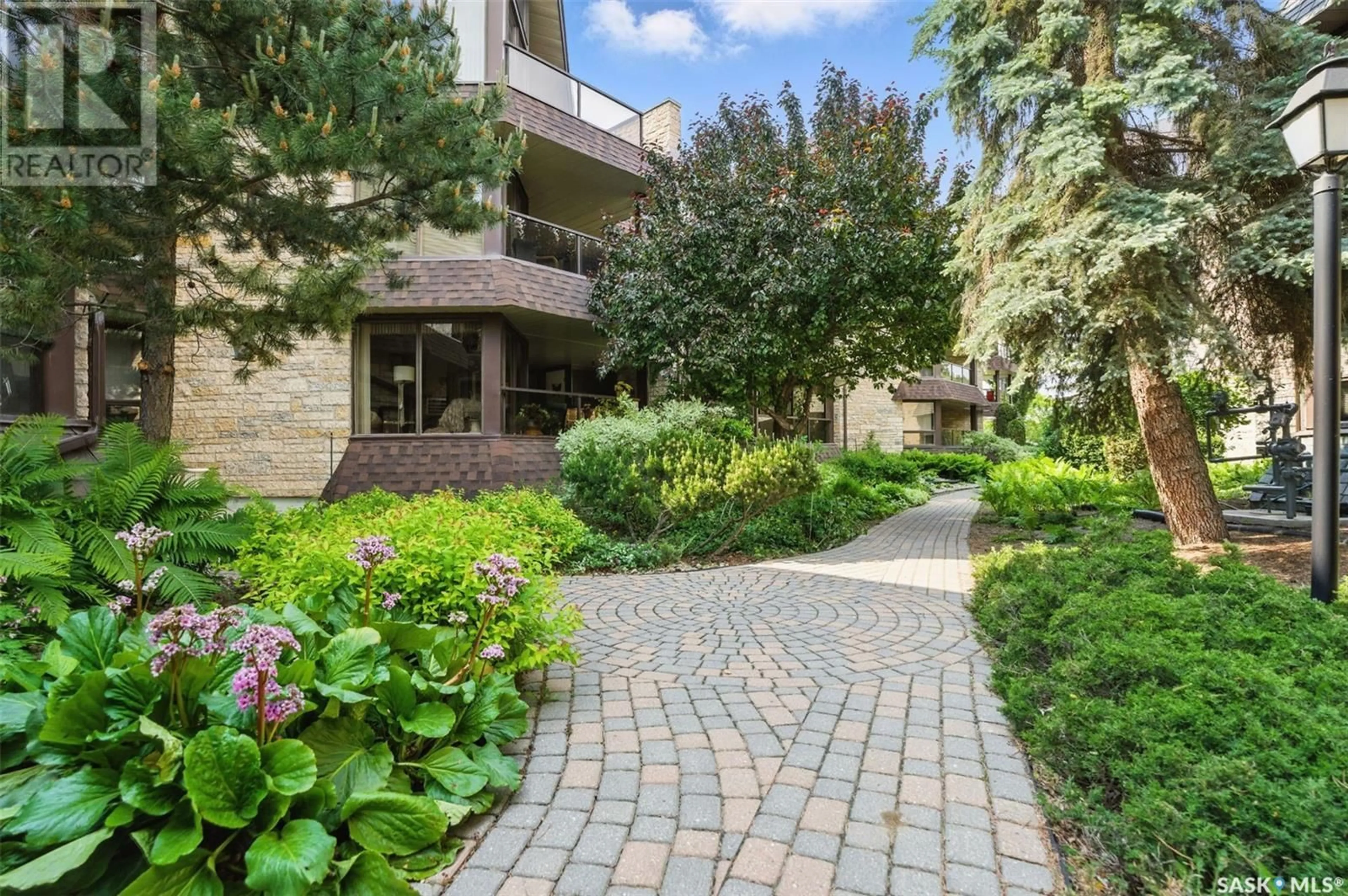 Patio, street for 126 2301 ADELAIDE STREET E, Saskatoon Saskatchewan S7J0J6