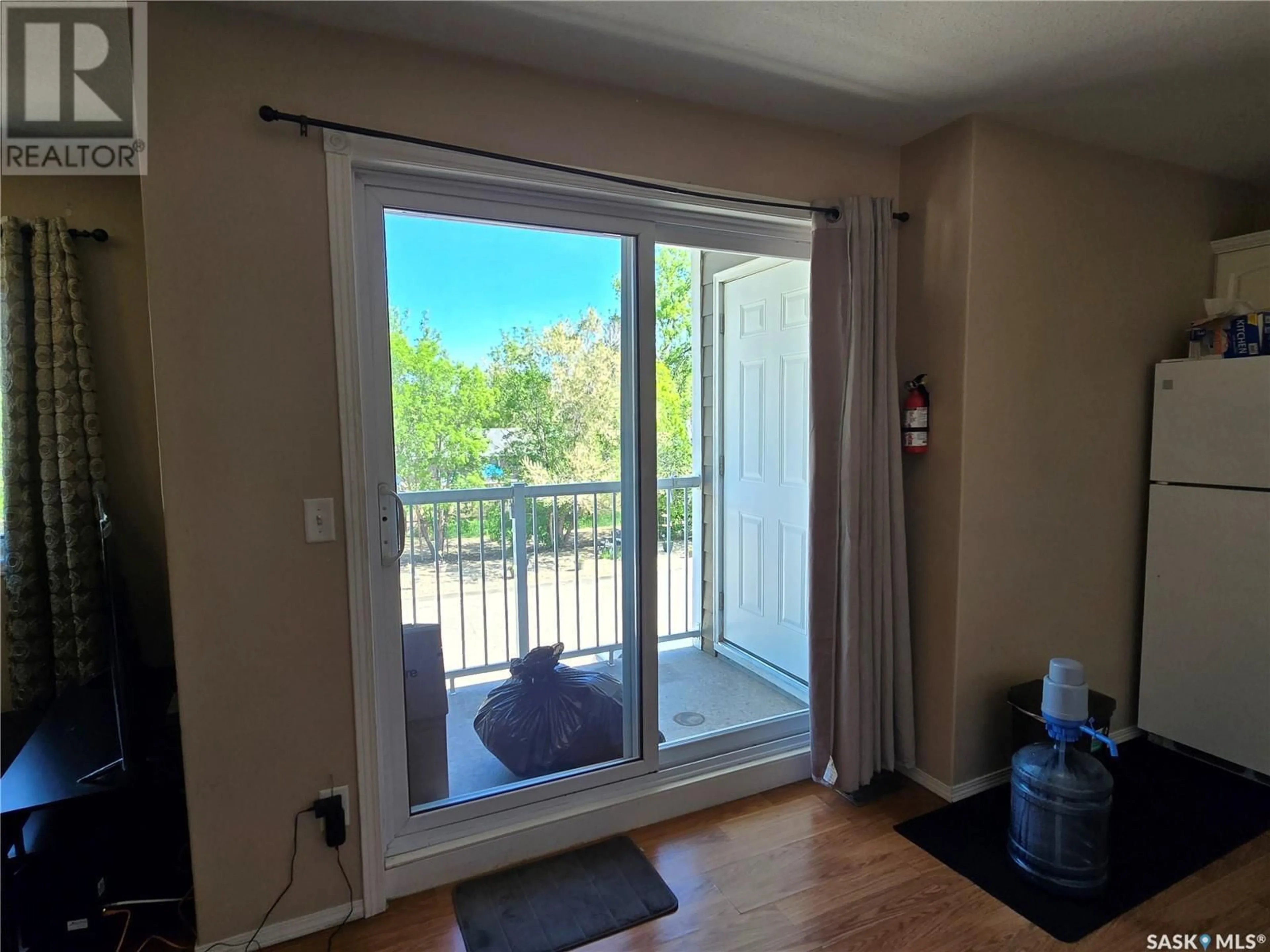 A pic of a room for NW - 32 485 1ST AVENUE, Weyburn Saskatchewan S4H1T1