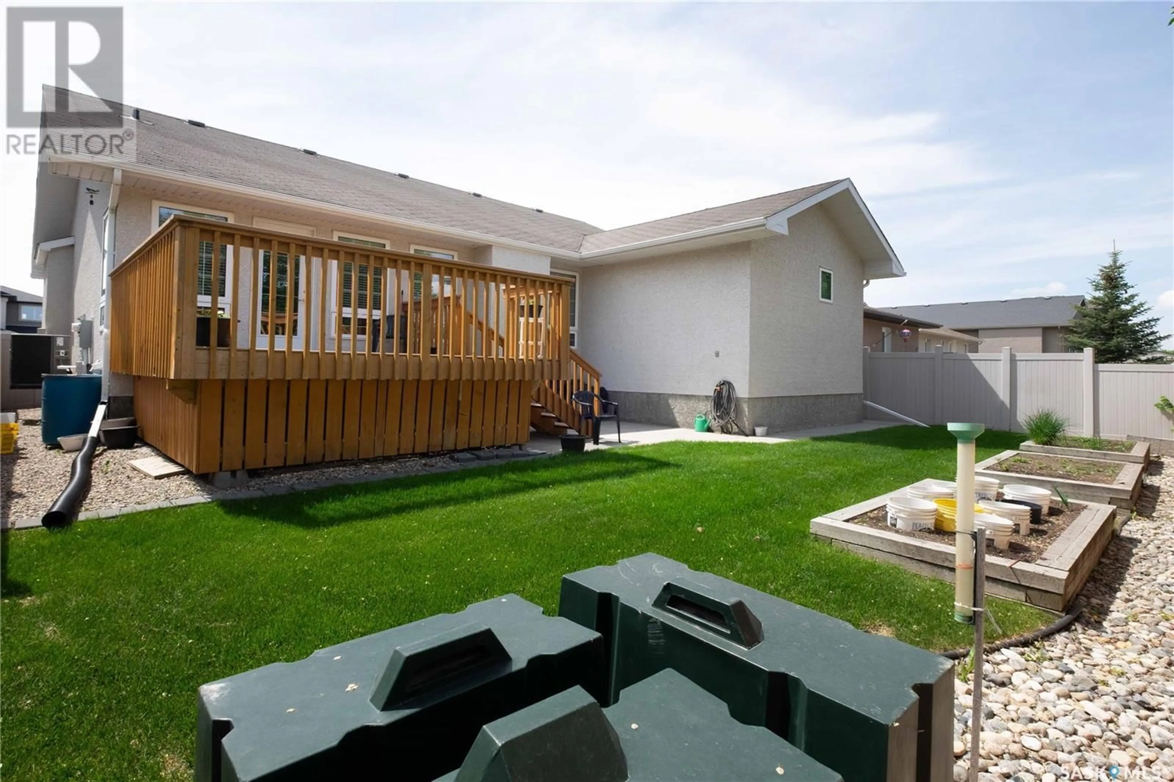Patio, street for 4509 HAMES CRESCENT, Regina Saskatchewan S4W0B8