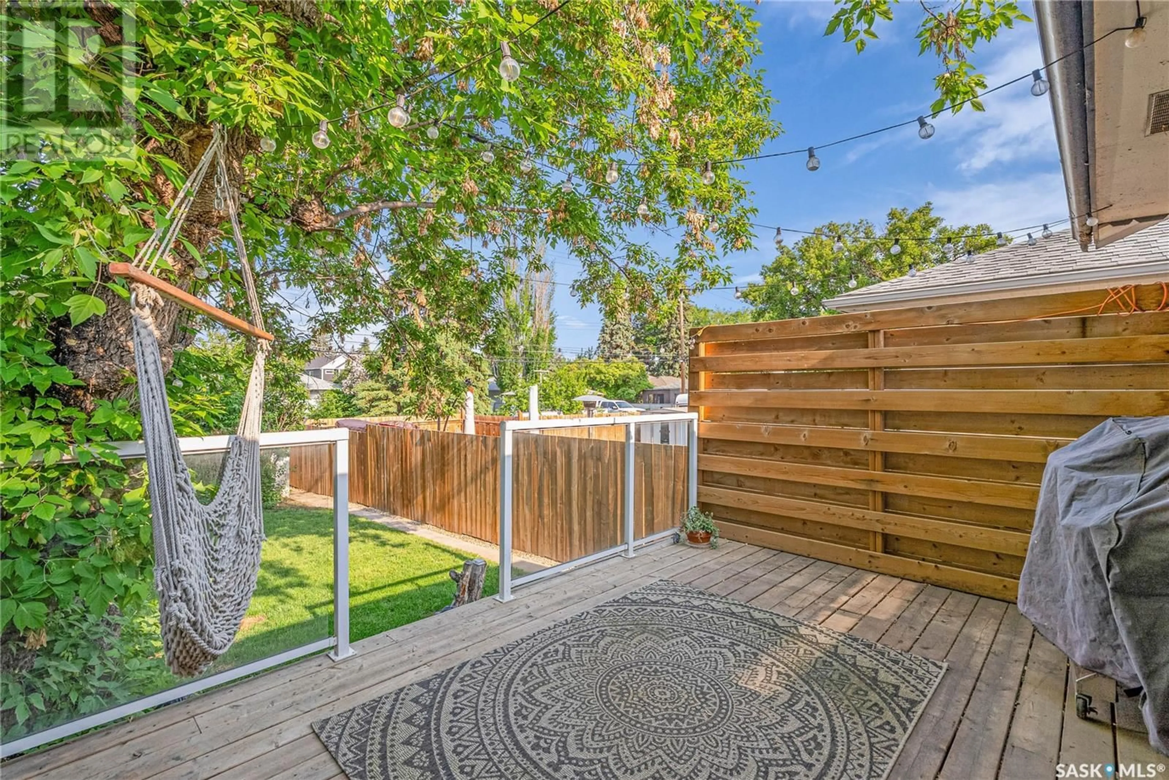 Patio, street for 2318 CLARENCE AVENUE, Saskatoon Saskatchewan S7J1L9