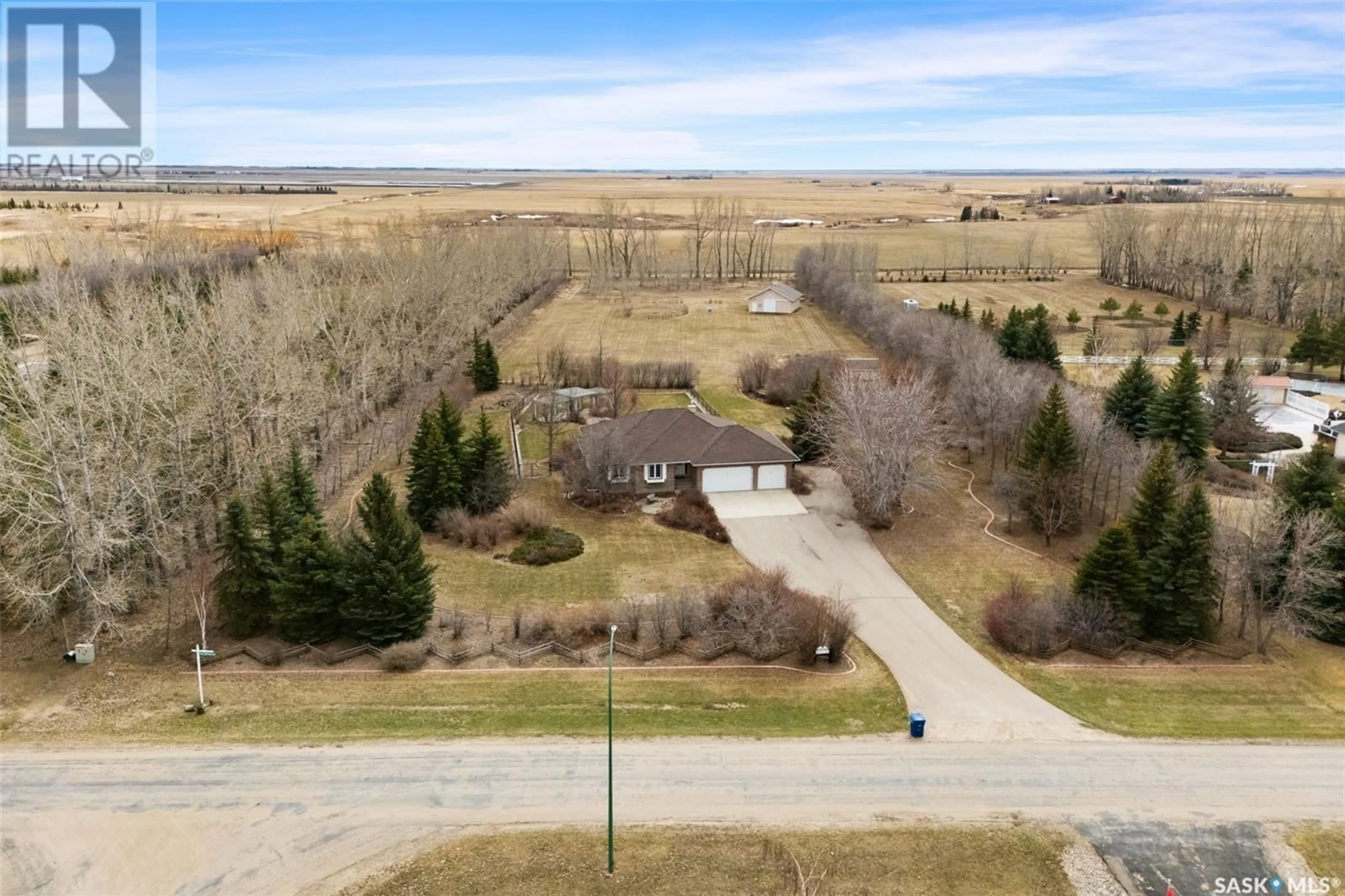 A pic from outside/outdoor area/front of a property/back of a property/a pic from drone, water/lake/river/ocean view for 12 PARK MEADOWS ROAD, Edenwold Rm No. 158 Saskatchewan S4L5B1
