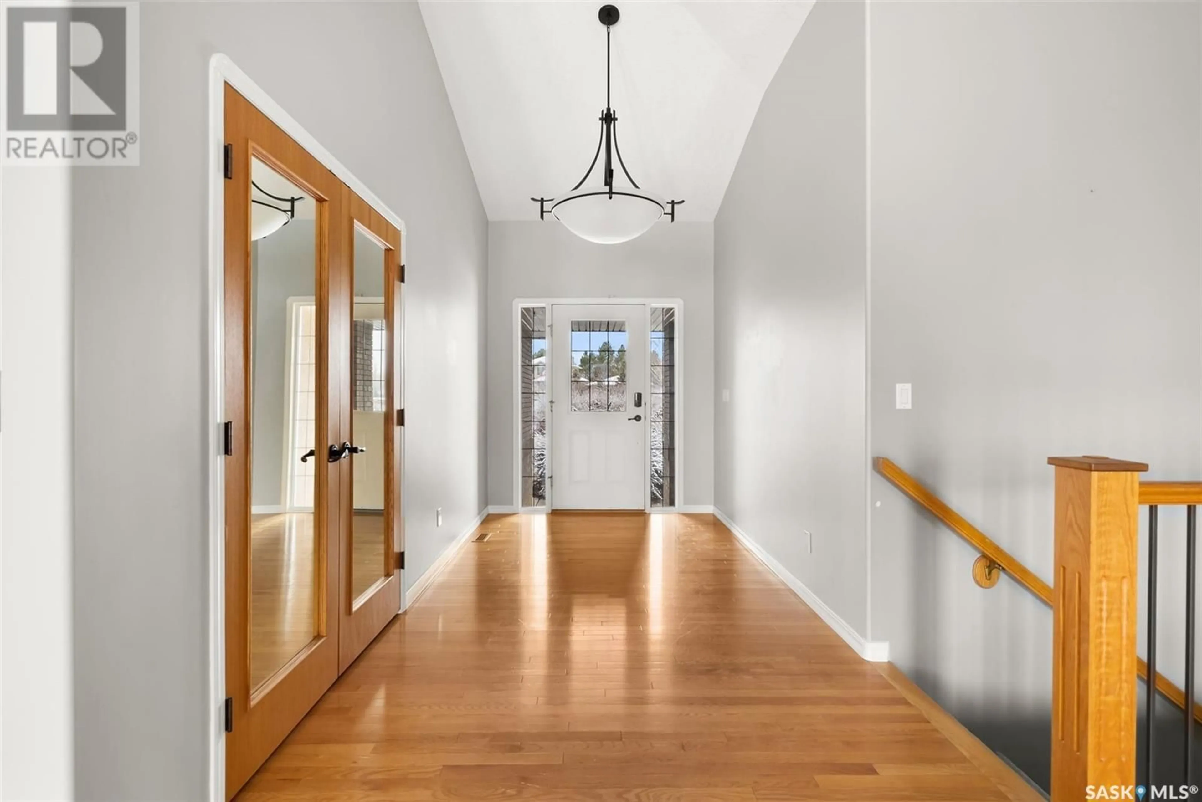 Indoor entryway for 12 PARK MEADOWS ROAD, Edenwold Rm No. 158 Saskatchewan S4L5B1