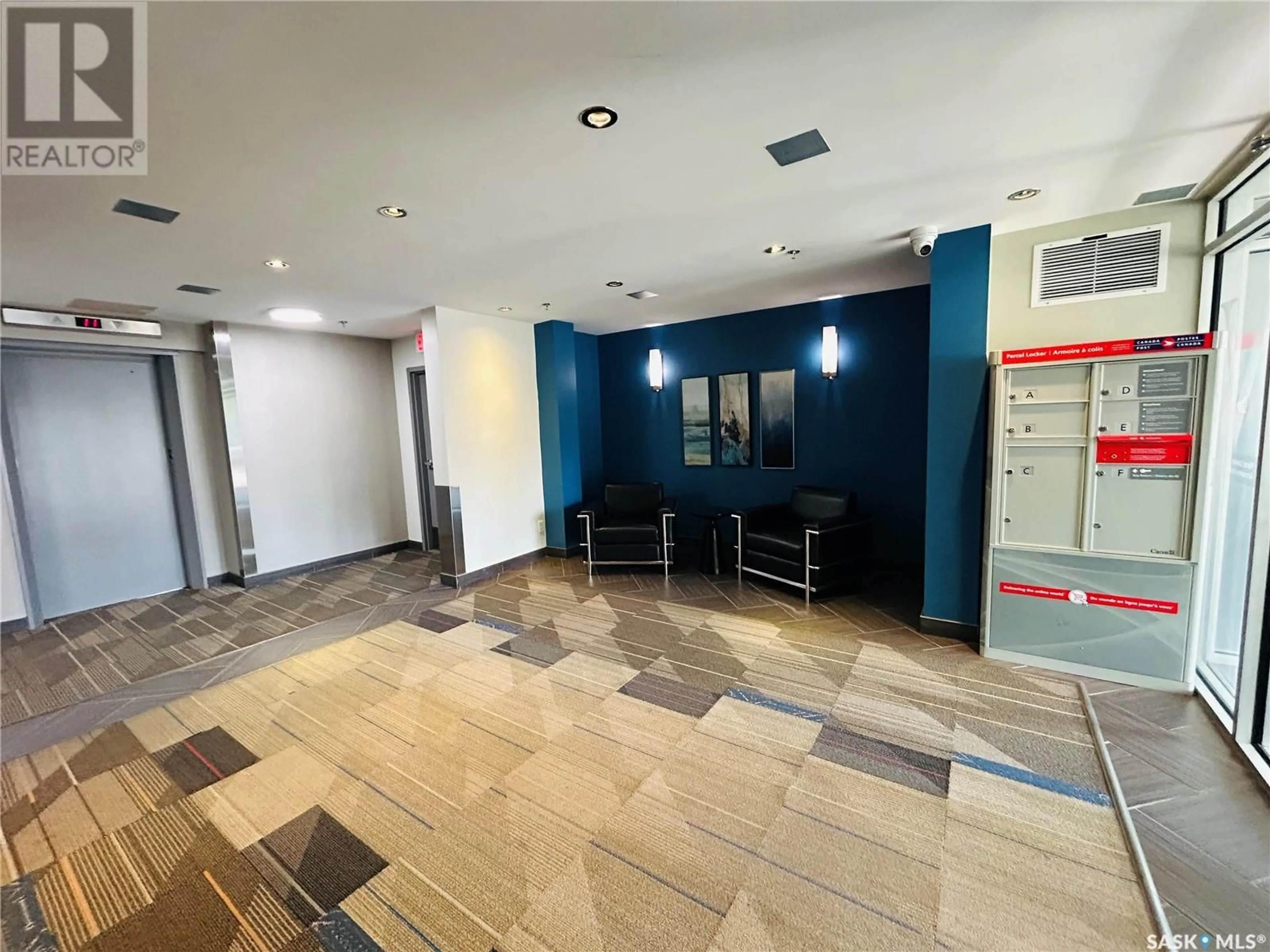 Lobby for N - 305 320 5TH AVENUE, Saskatoon Saskatchewan S7K2P5