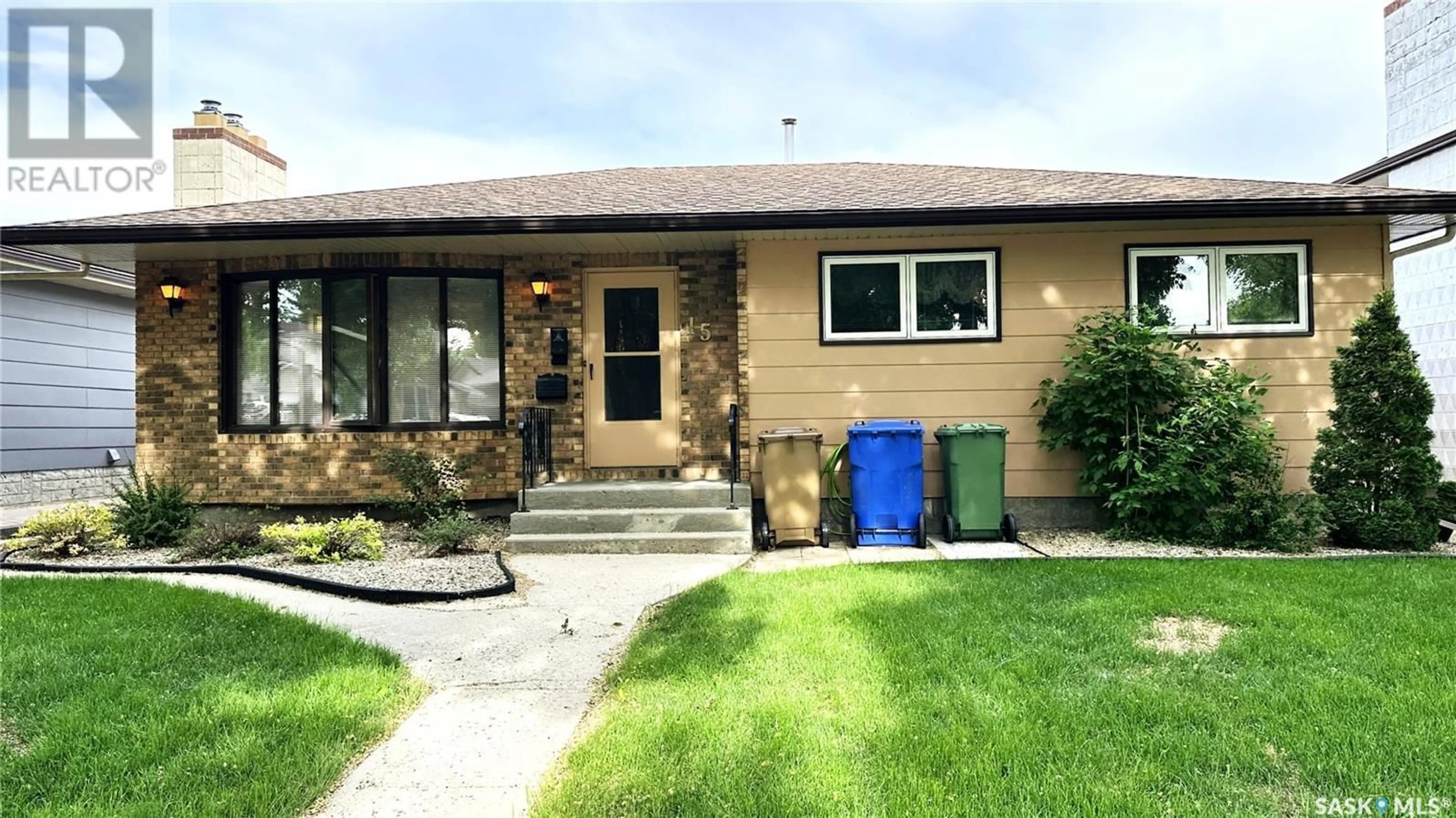 Home with vinyl exterior material, street for 15 EDENWOLD CRESCENT, Regina Saskatchewan S4R8A6