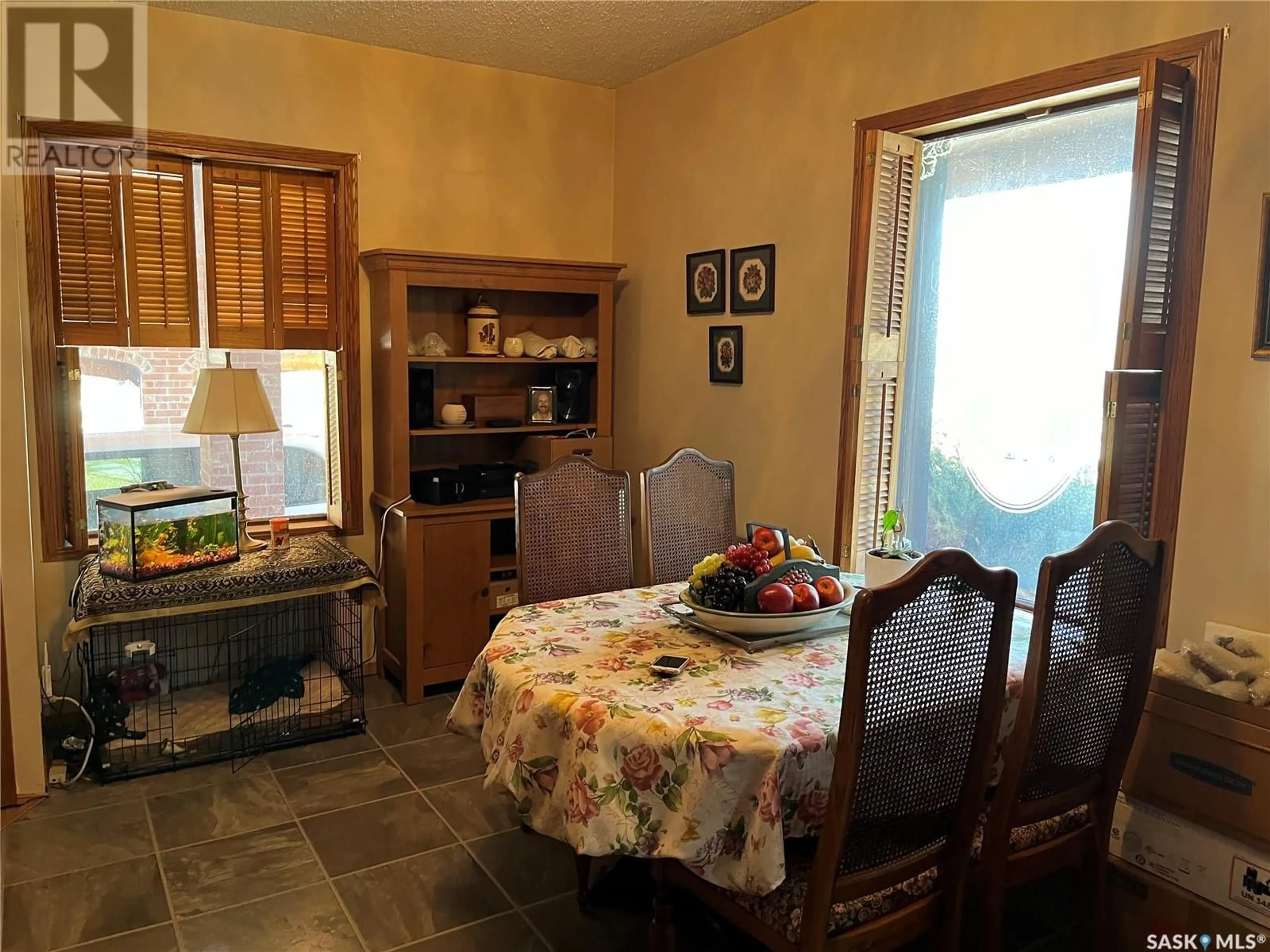 Dining room, ceramic/tile floor for 200 CLOVERLY AVENUE, Arlington Rm No. 79 Saskatchewan S0N0S0