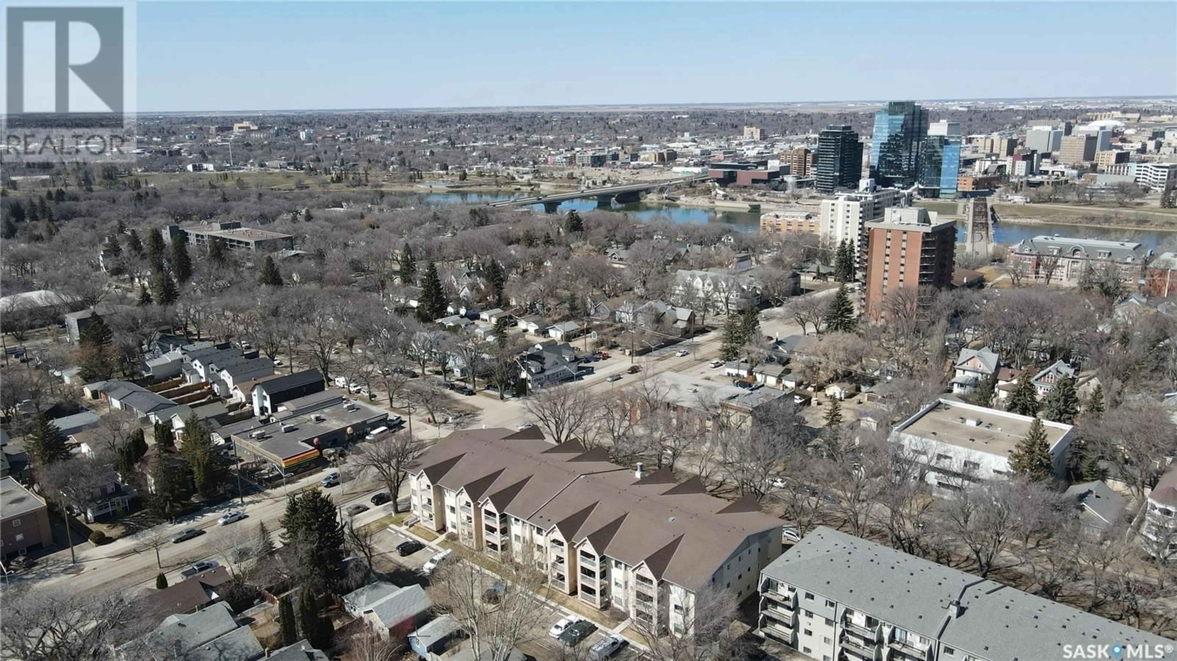 A pic from outside/outdoor area/front of a property/back of a property/a pic from drone, city buildings view from balcony for 105 - 410 MAIN STREET, Saskatoon Saskatchewan S7N0B8