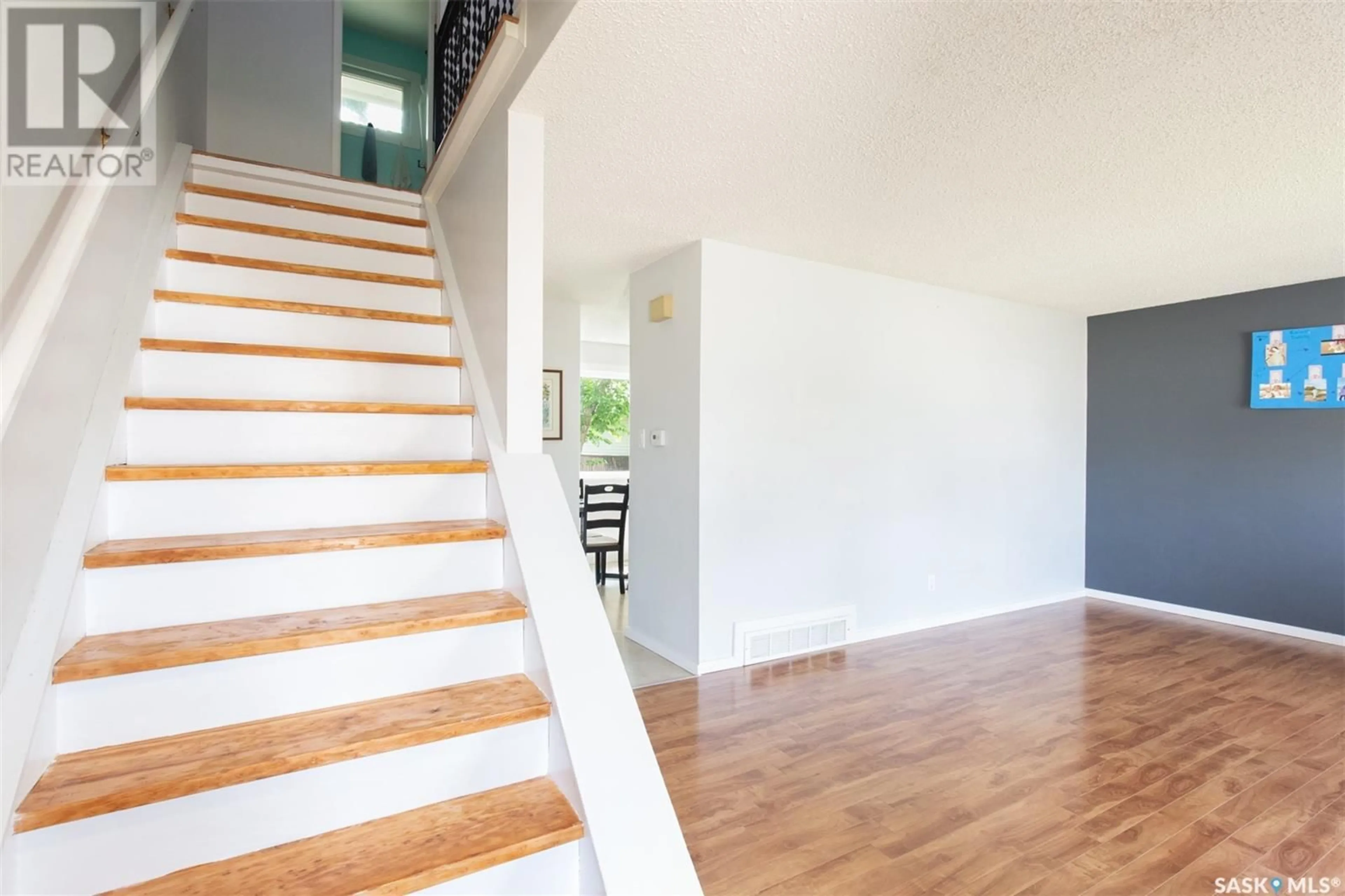 Unknown for 48 BUTTERCUP CRESCENT, Moose Jaw Saskatchewan S6J1A4